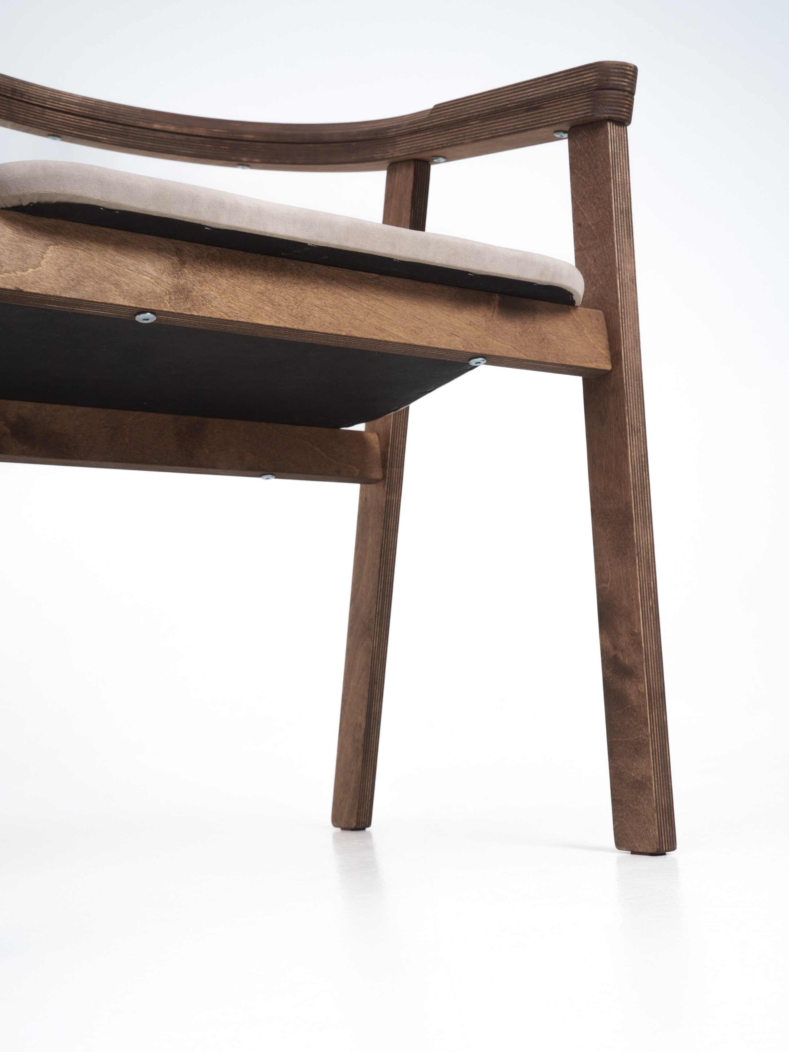 Столы и стулья для маркетплейсов. Иван Упоров — фотограф, рилсмейкер чебоксары