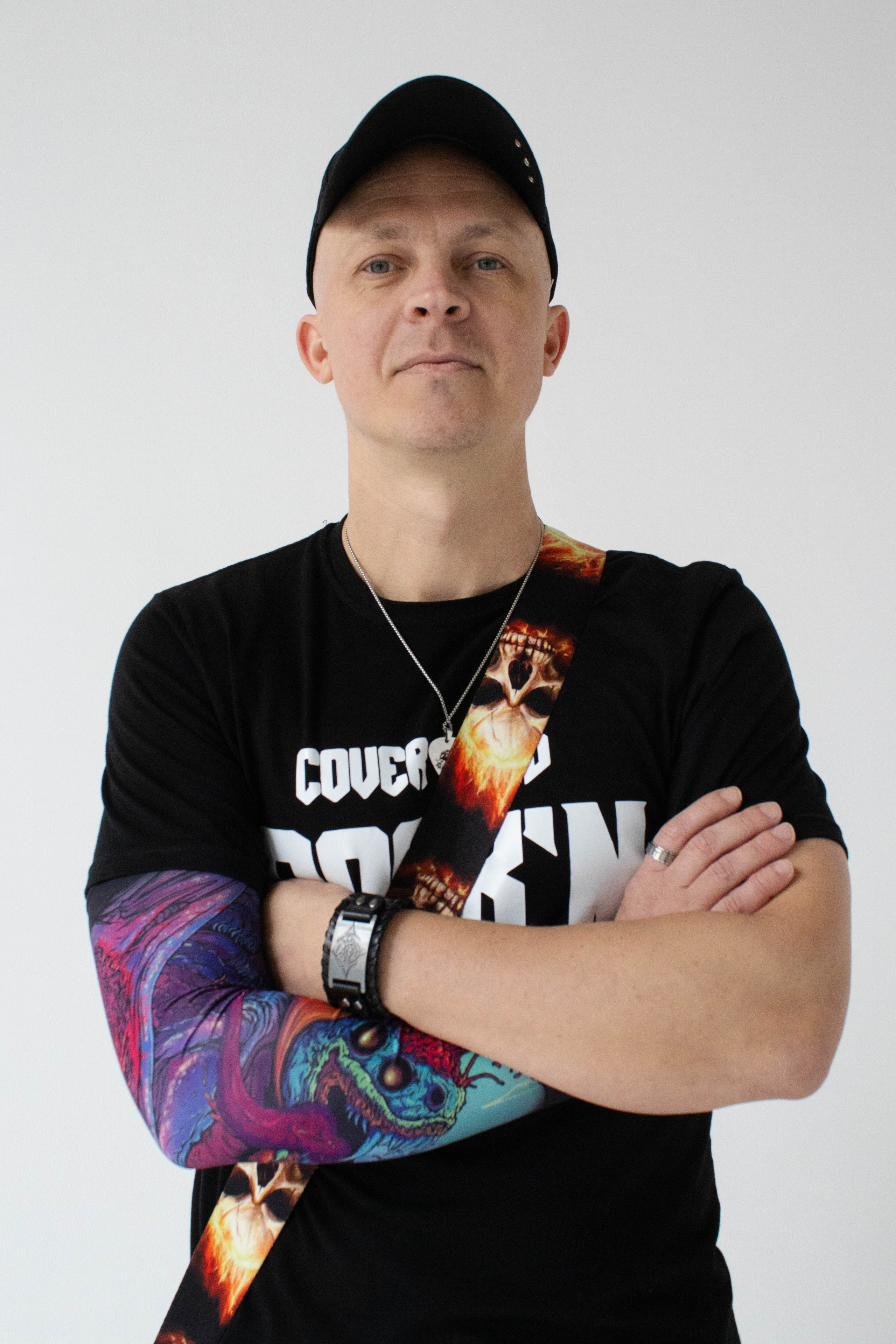 СТУДИЯ. Уличный фотограф Города N