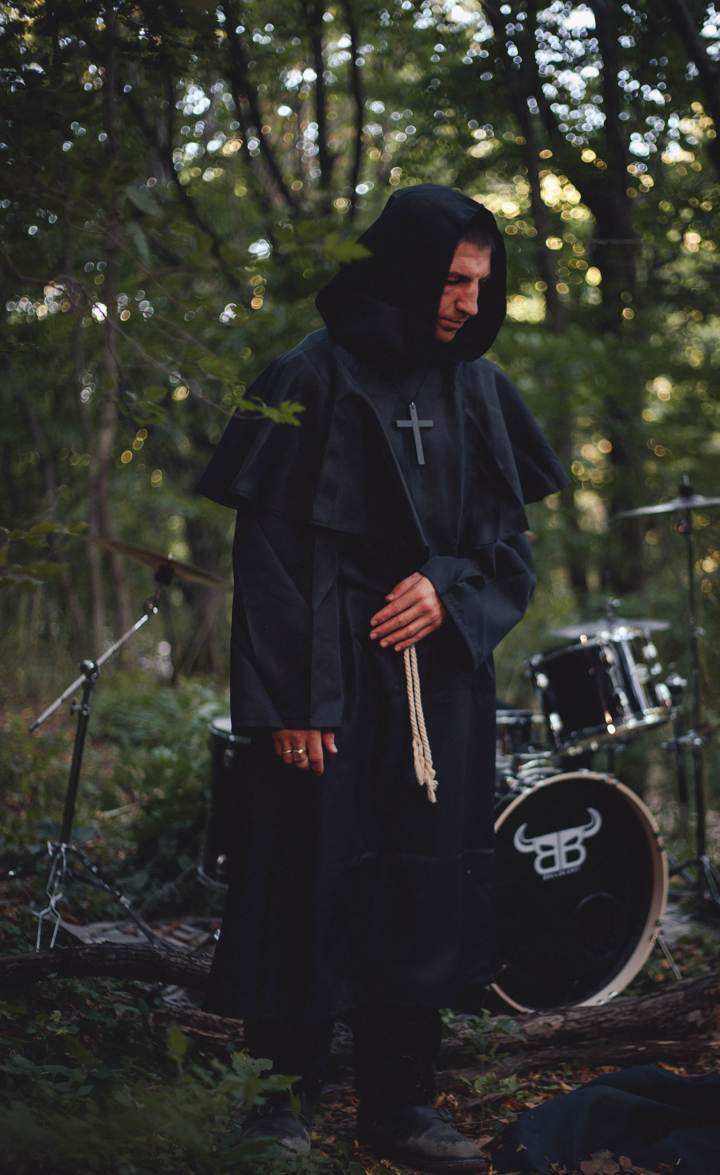 Клип. Уличный фотограф Города N