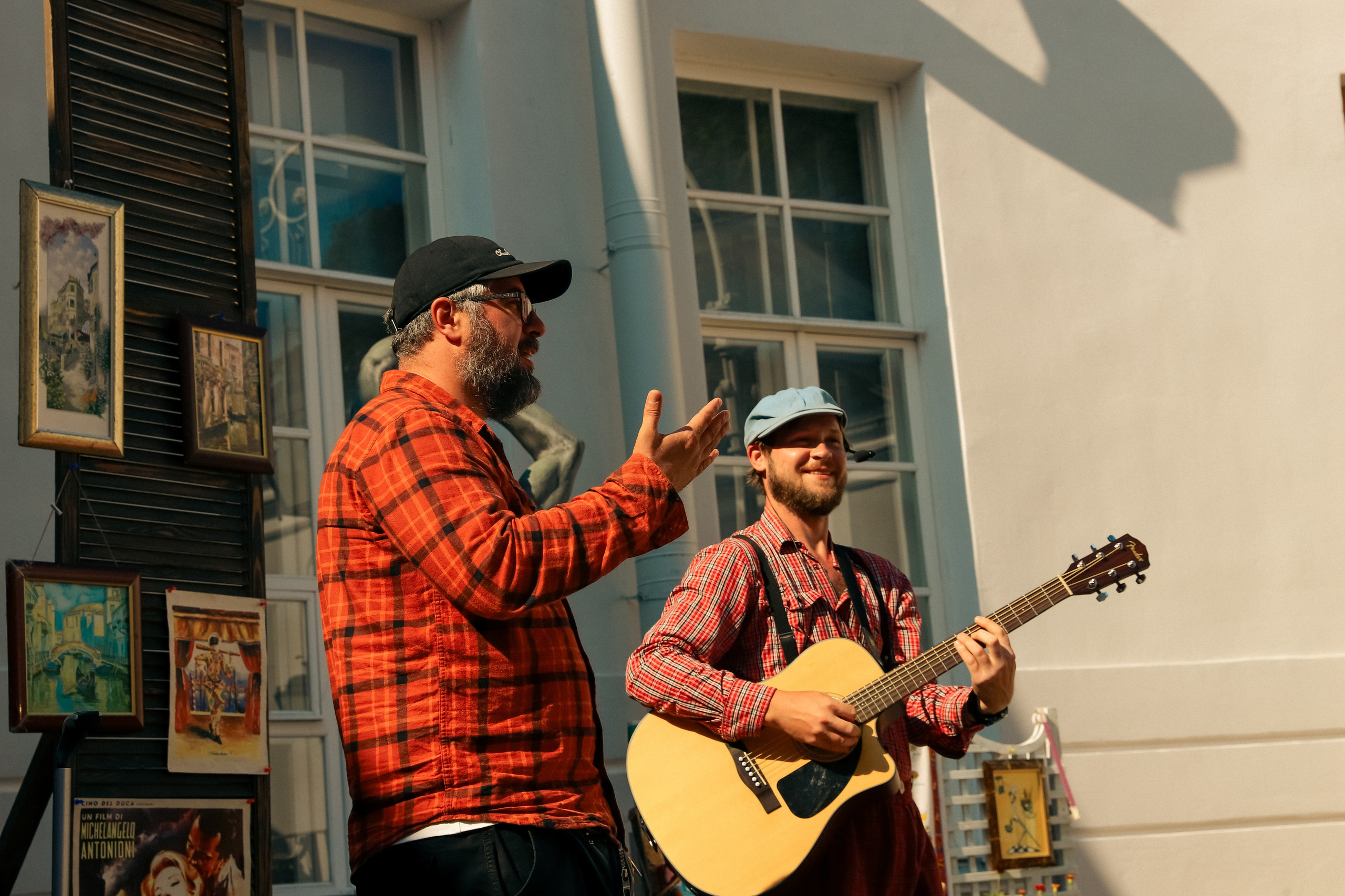 Театр Вкуса, Приключения итальянцев в России