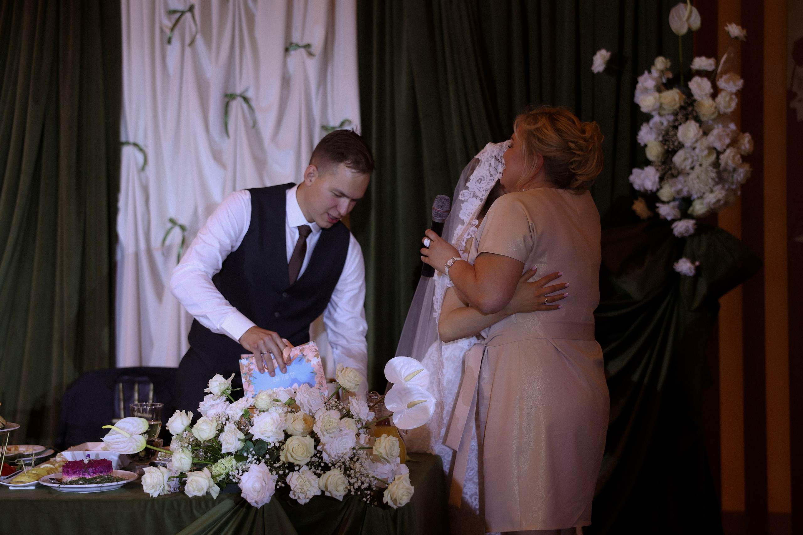 «Все начинается с любви!» — Мария и Михаил. Свадебный и семейный фотограф в Москве Ломова Ирина