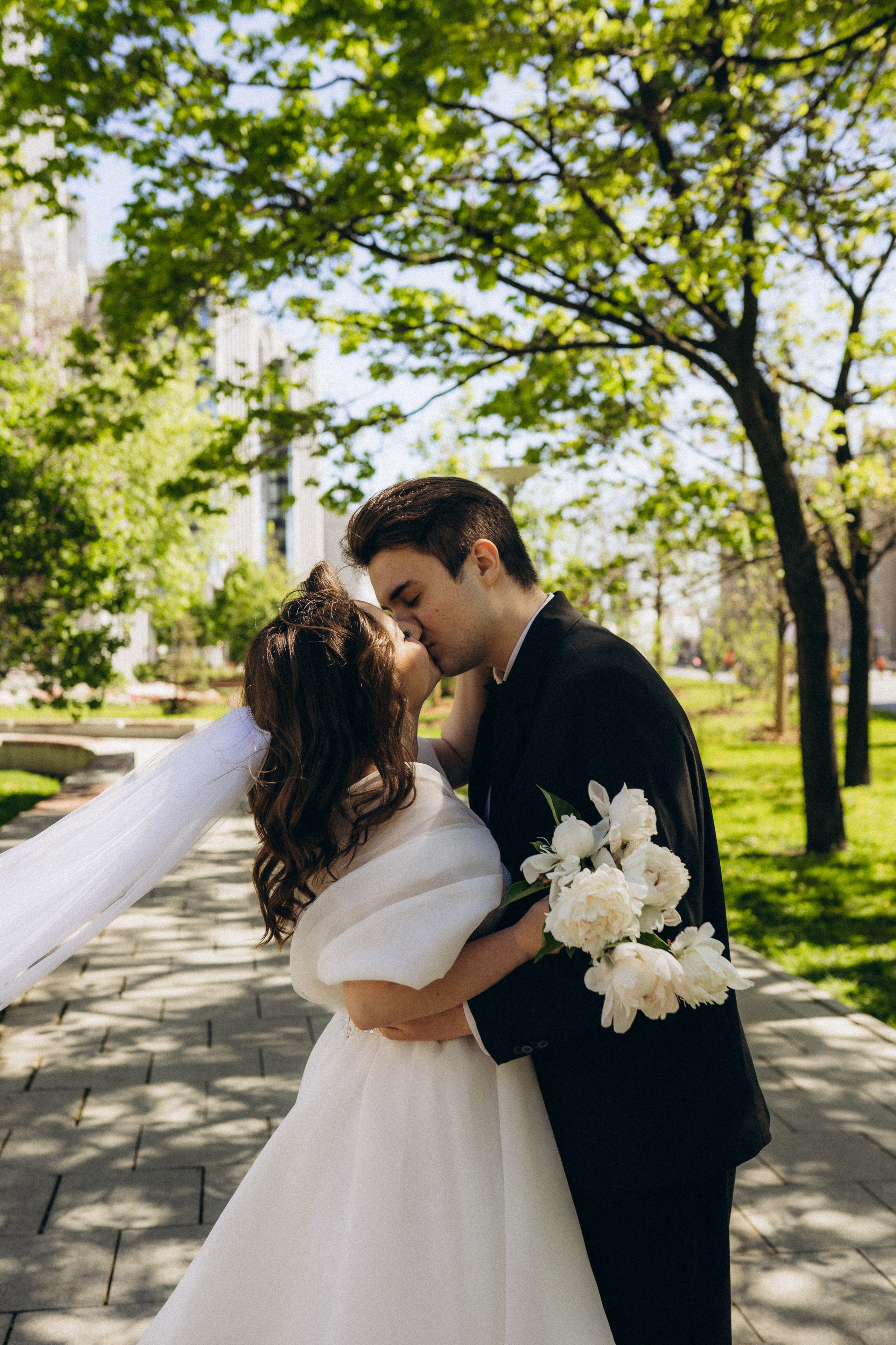 Свадебная фотопрогулка в Москве по центру города. Свадебный фотограф в Москве Анна Полушина