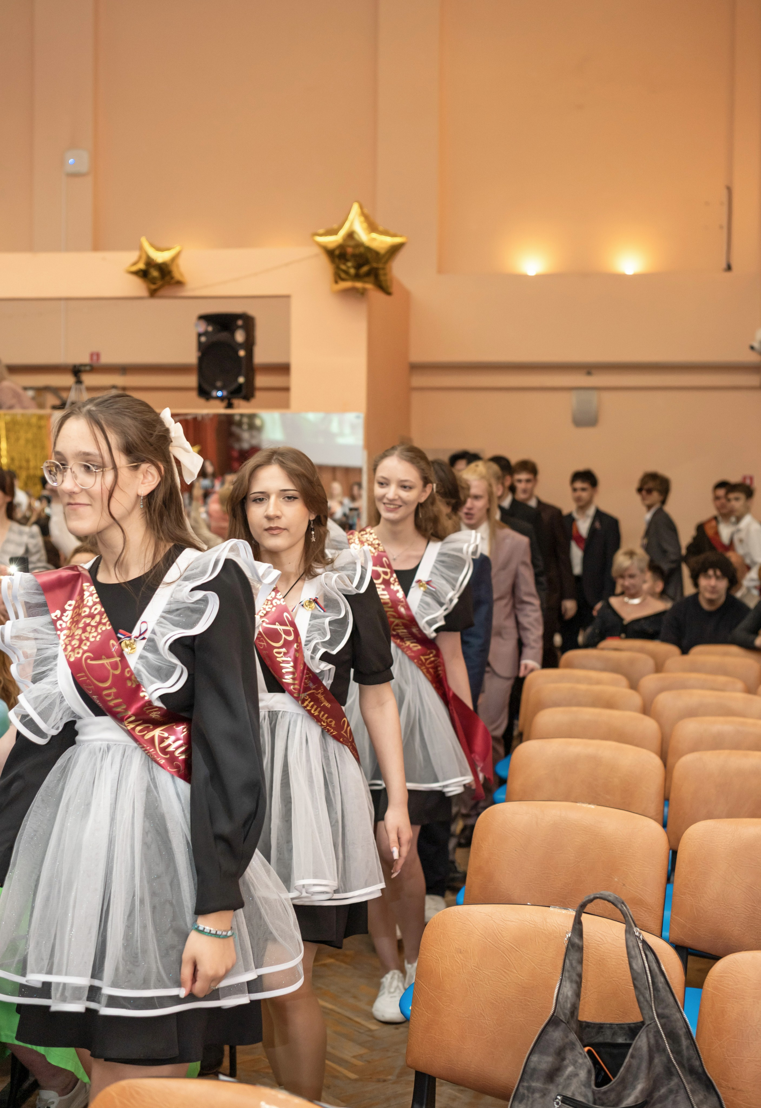 Школа № 760 имени А. П. Маресьева, Выпускной 11 класс. 2026 г. Детский и семейный фотограф г. Москва Оксана Катаджи ☘