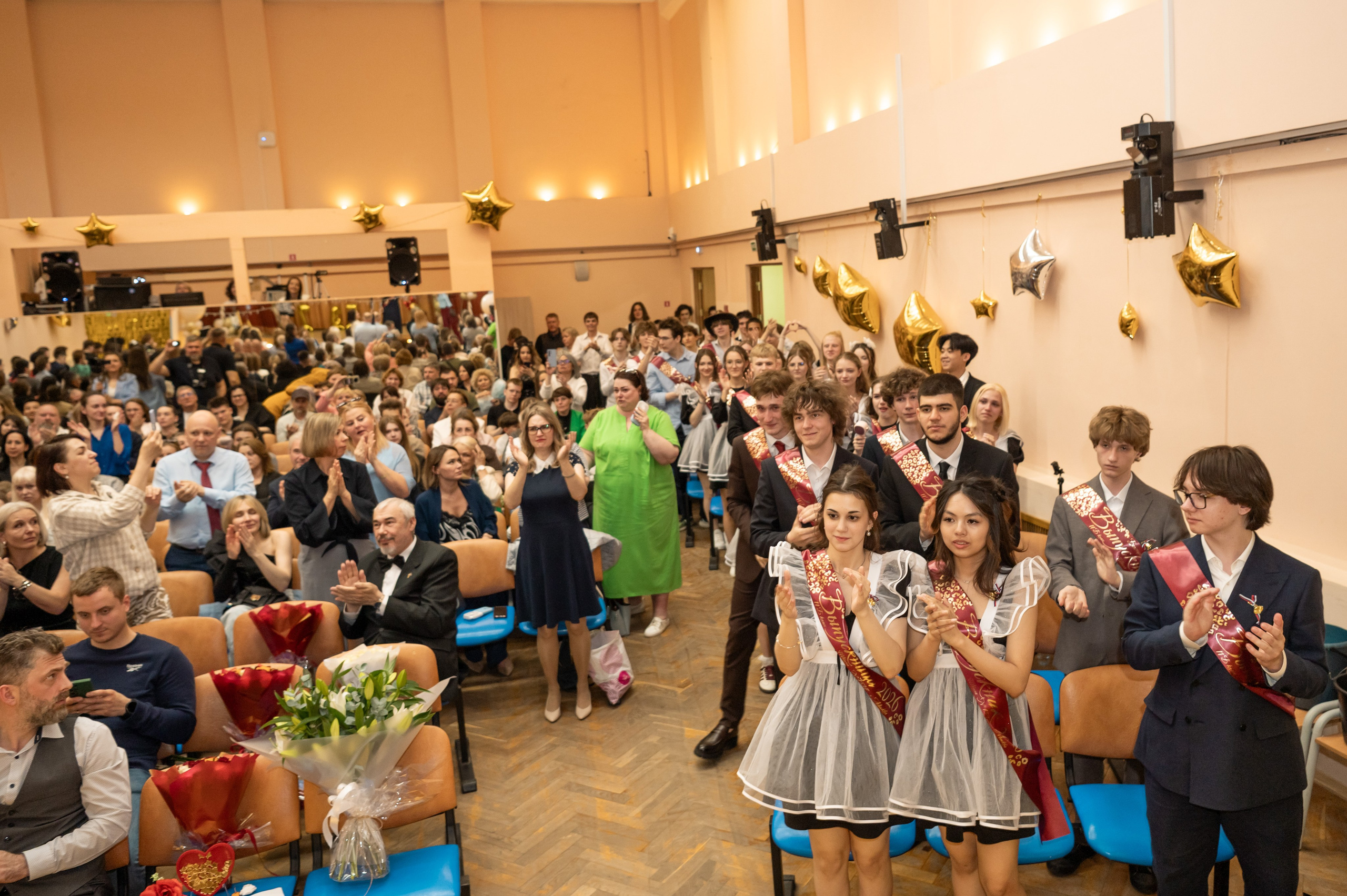 Школа № 760 имени А. П. Маресьева, Выпускной 11 класс. 2026 г. Детский и семейный фотограф г. Москва Оксана Катаджи ☘