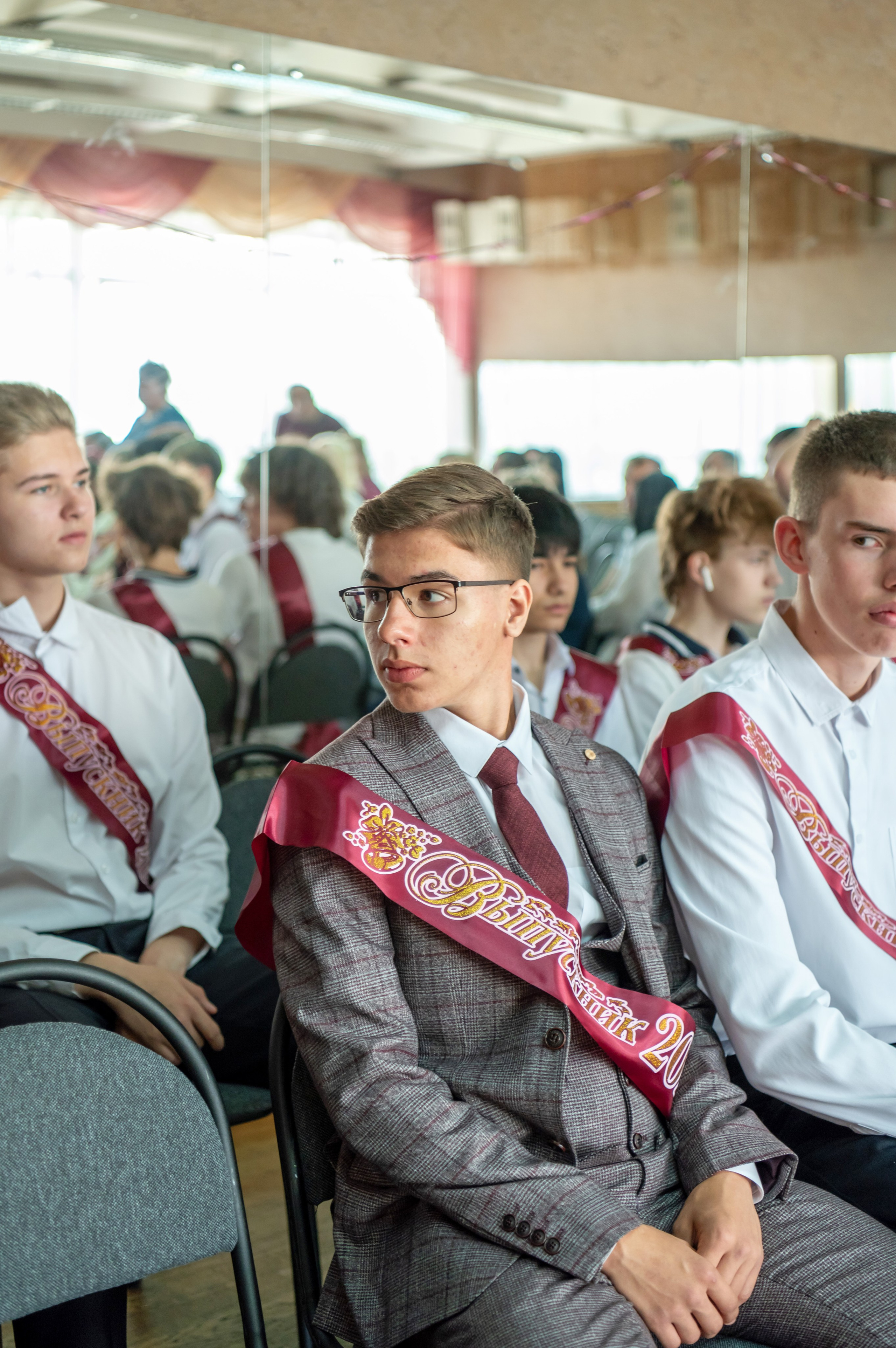 Выпускной 9 класс. Гимназия № 13 г. Долгопрудный. Детский и семейный фотограф г. Москва Оксана Катаджи ☘