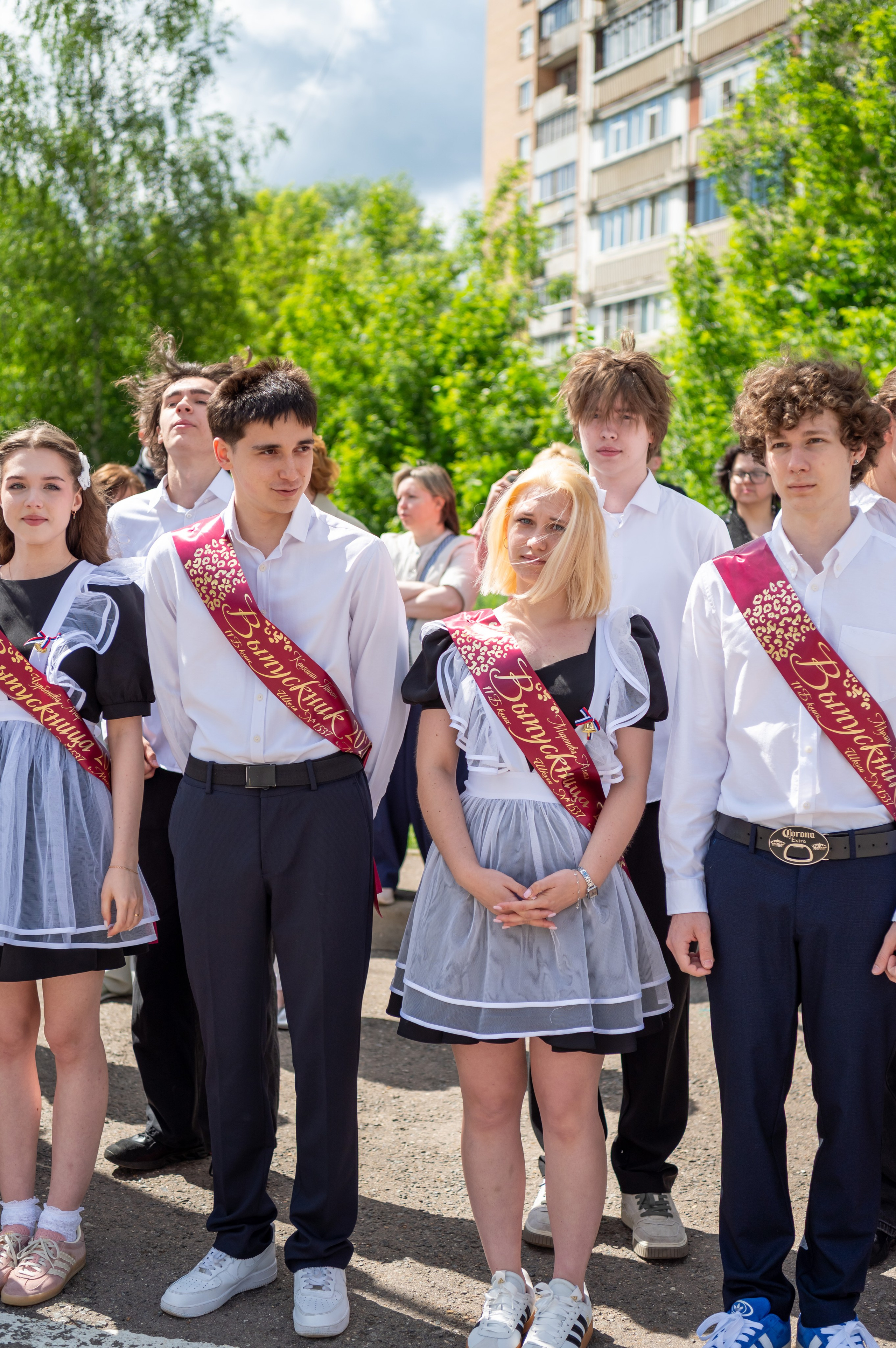 Школа № 760 имени А. П. Маресьева, Выпускной 11 класс. 2026 г. Детский и семейный фотограф г. Москва Оксана Катаджи ☘