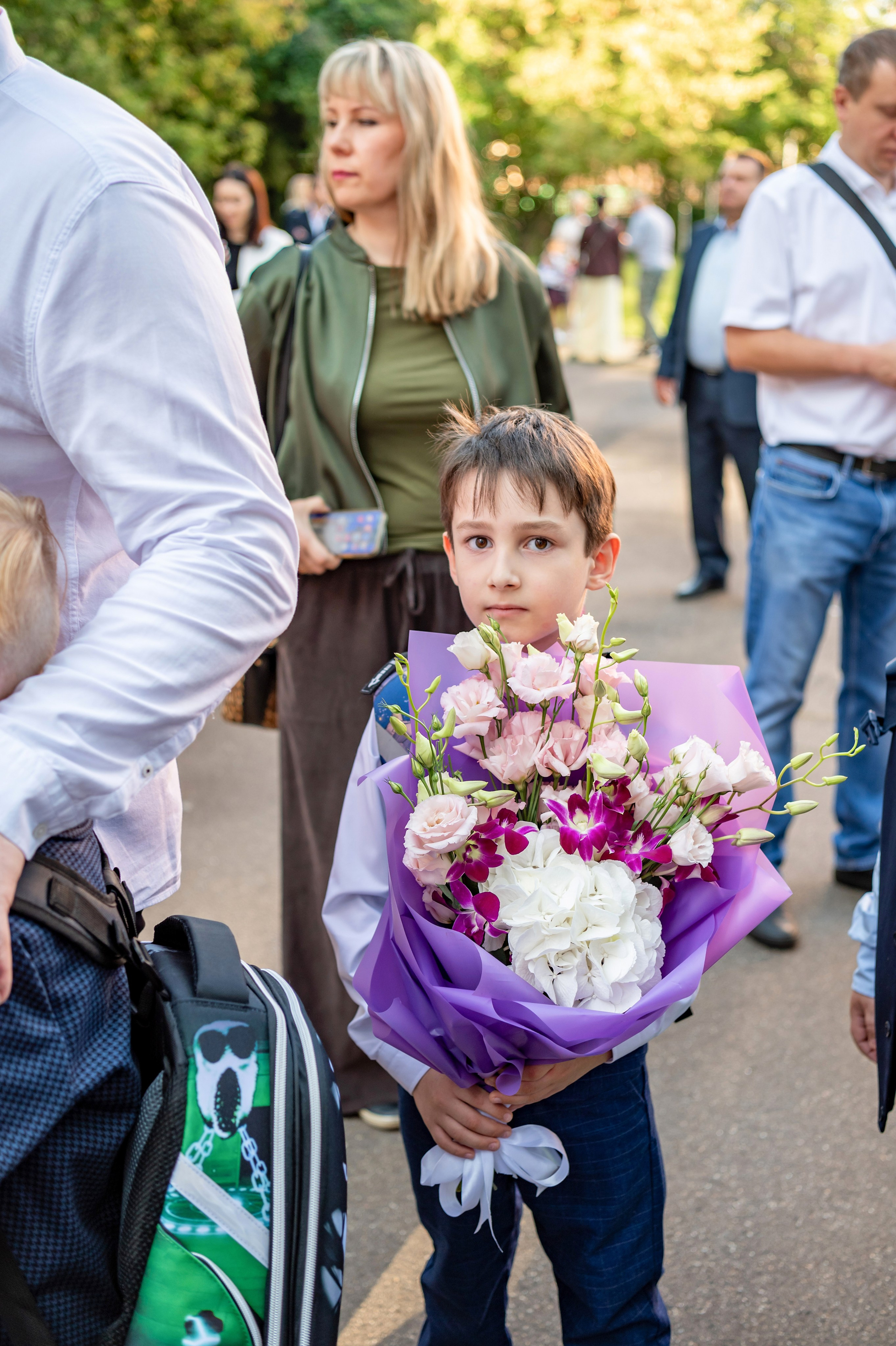 1 сентября. Линейка. Школа 2097. Детский и семейный фотограф г. Москва Оксана Катаджи ☘
