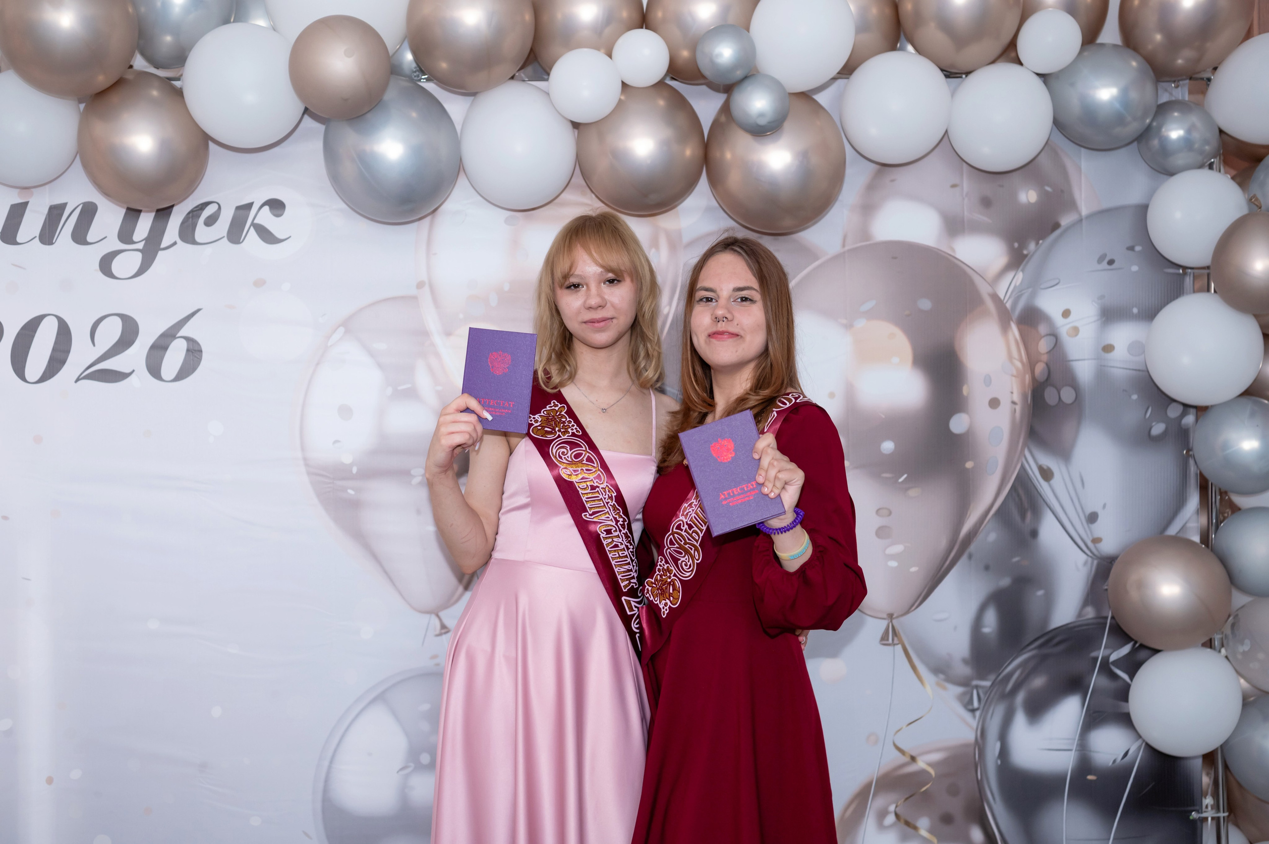 Выпускной 9 класс. Гимназия № 13 г. Долгопрудный. Детский и семейный фотограф г. Москва Оксана Катаджи ☘