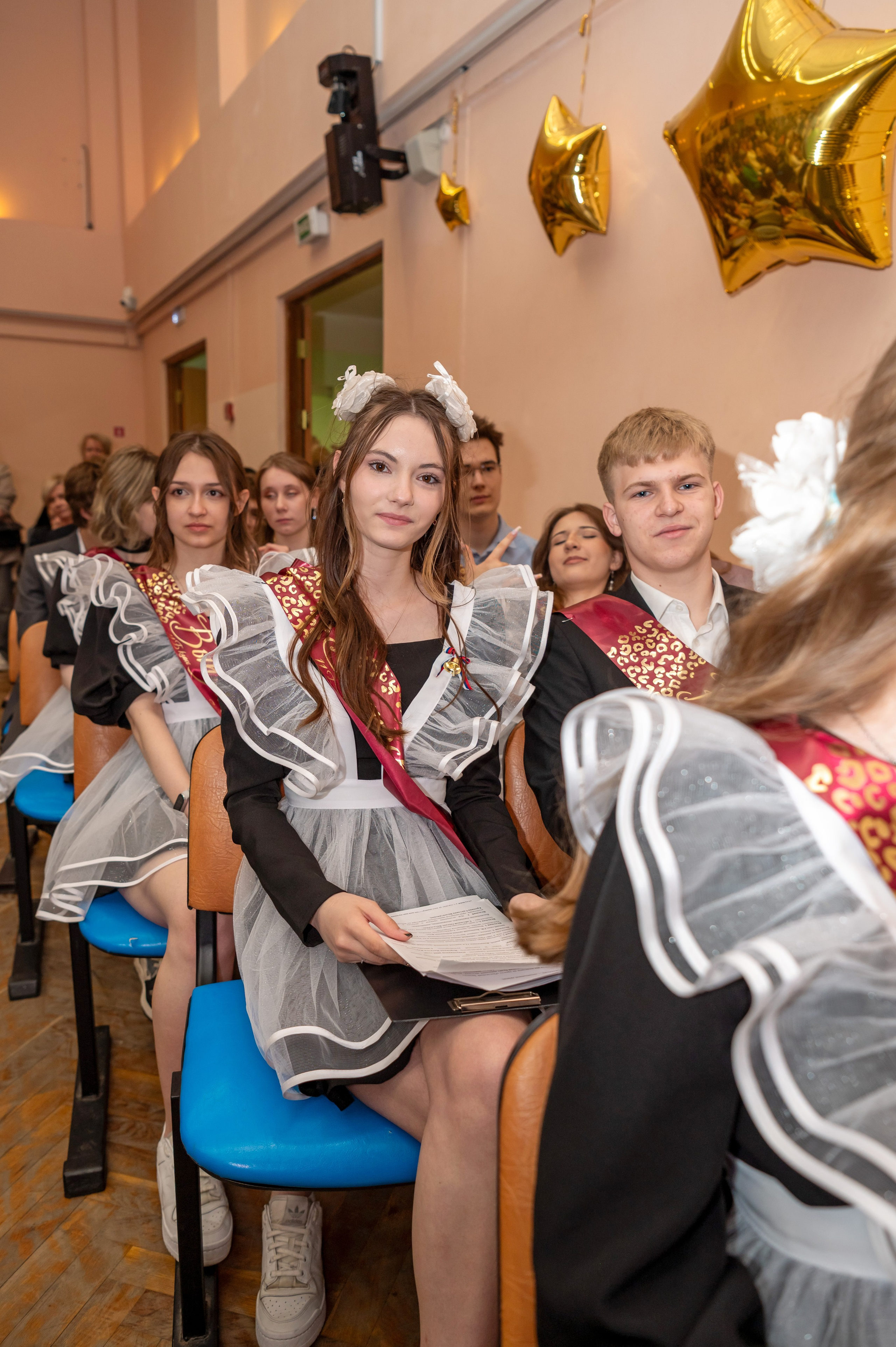 Школа № 760 имени А. П. Маресьева, Выпускной 11 класс. 2026 г. Детский и семейный фотограф г. Москва Оксана Катаджи ☘