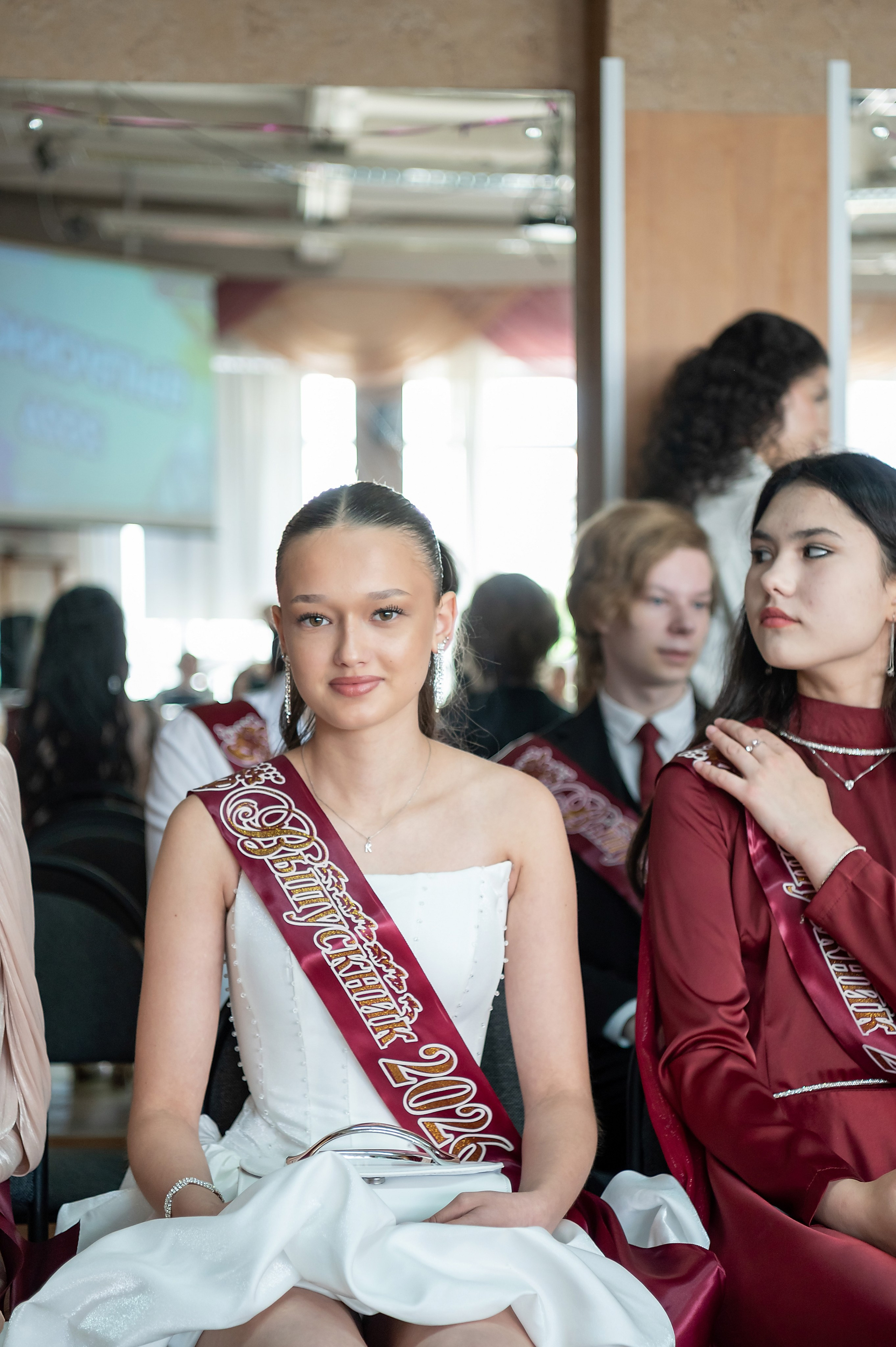 Выпускной 9 класс. Гимназия № 13 г. Долгопрудный. Детский и семейный фотограф г. Москва Оксана Катаджи ☘