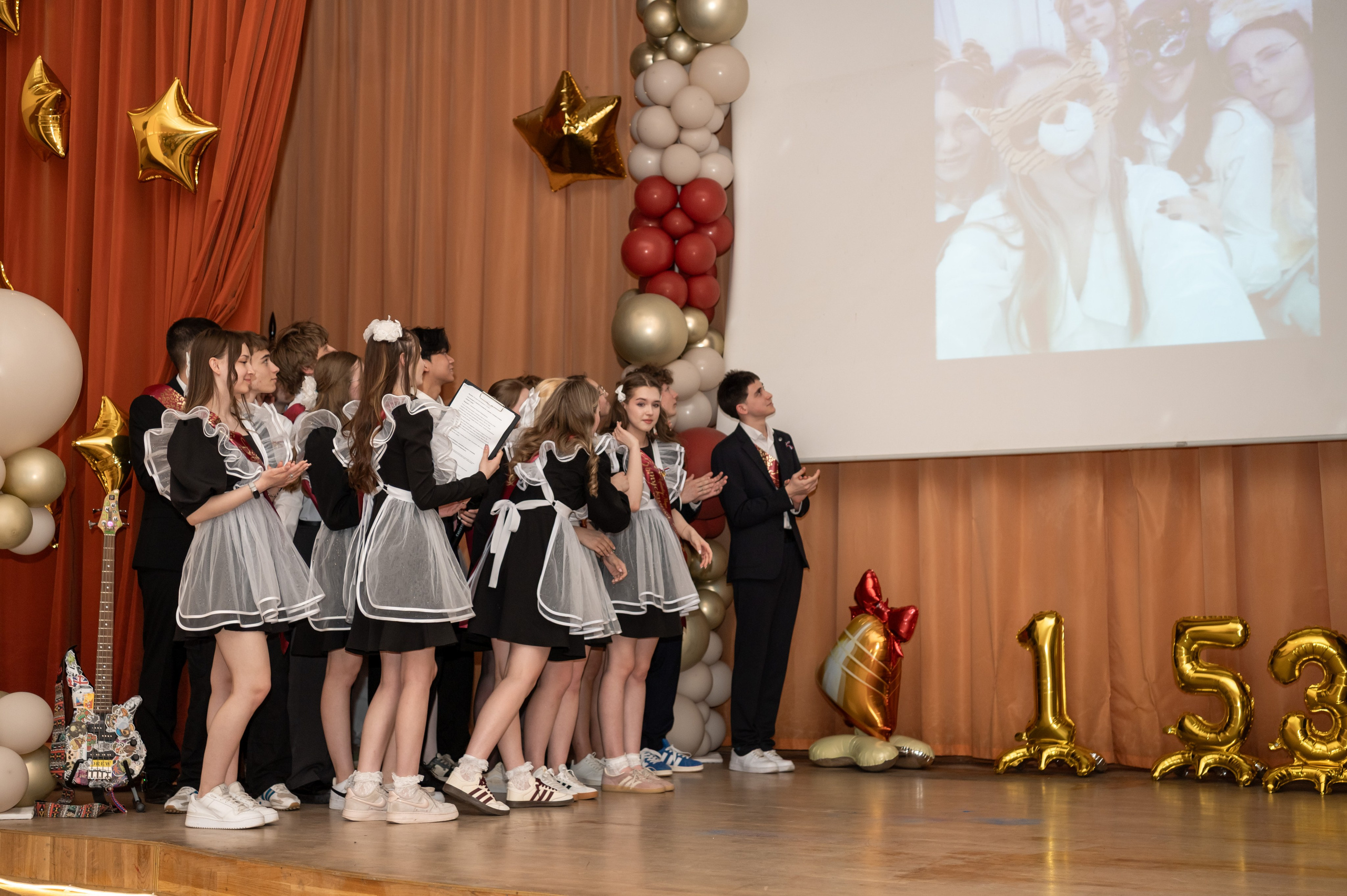 Школа № 760 имени А. П. Маресьева, Выпускной 11 класс. 2026 г. Детский и семейный фотограф г. Москва Оксана Катаджи ☘