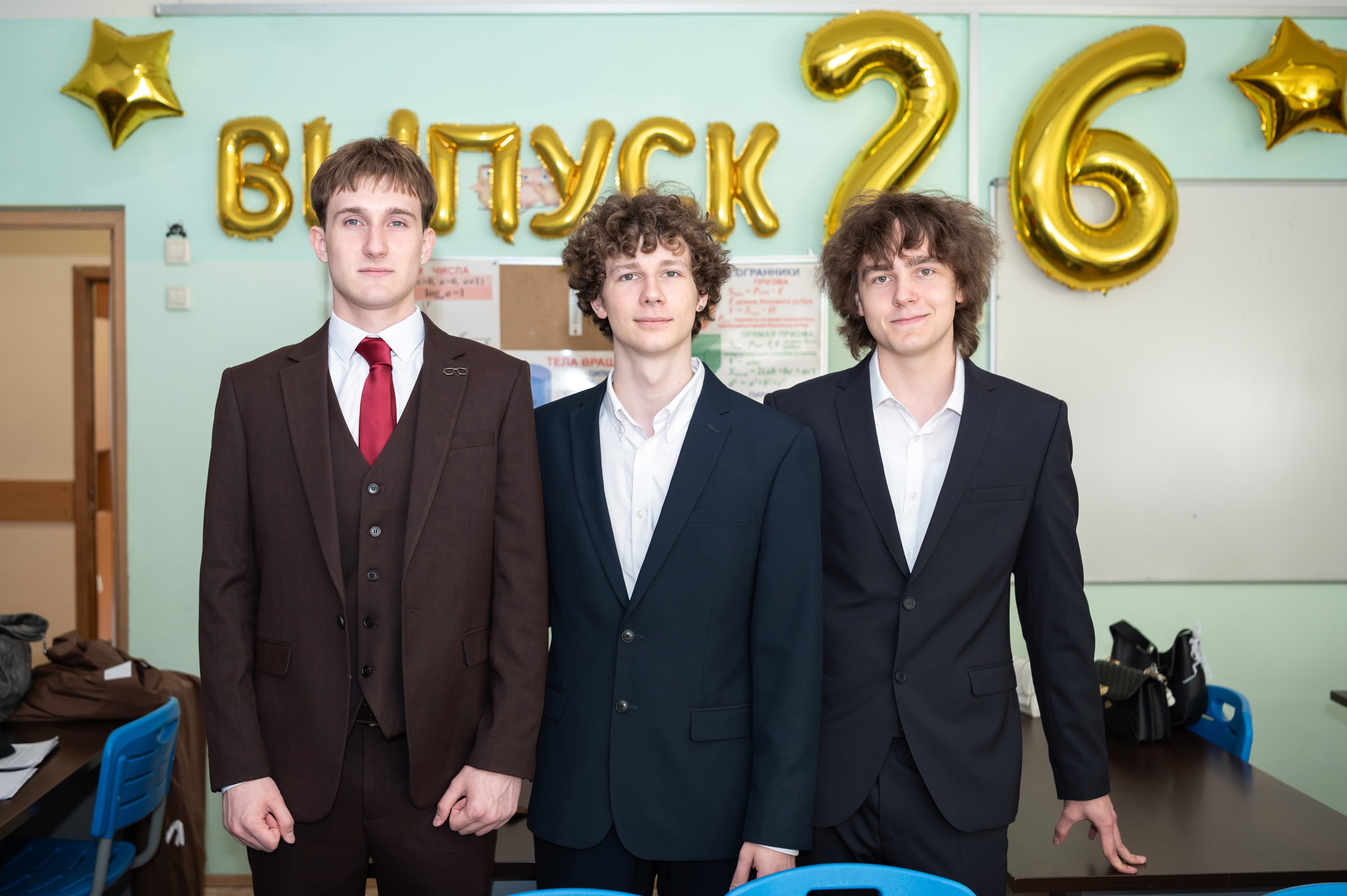 Школа № 760 имени А. П. Маресьева, Выпускной 11 класс. 2026 г. Детский и семейный фотограф г. Москва Оксана Катаджи ☘