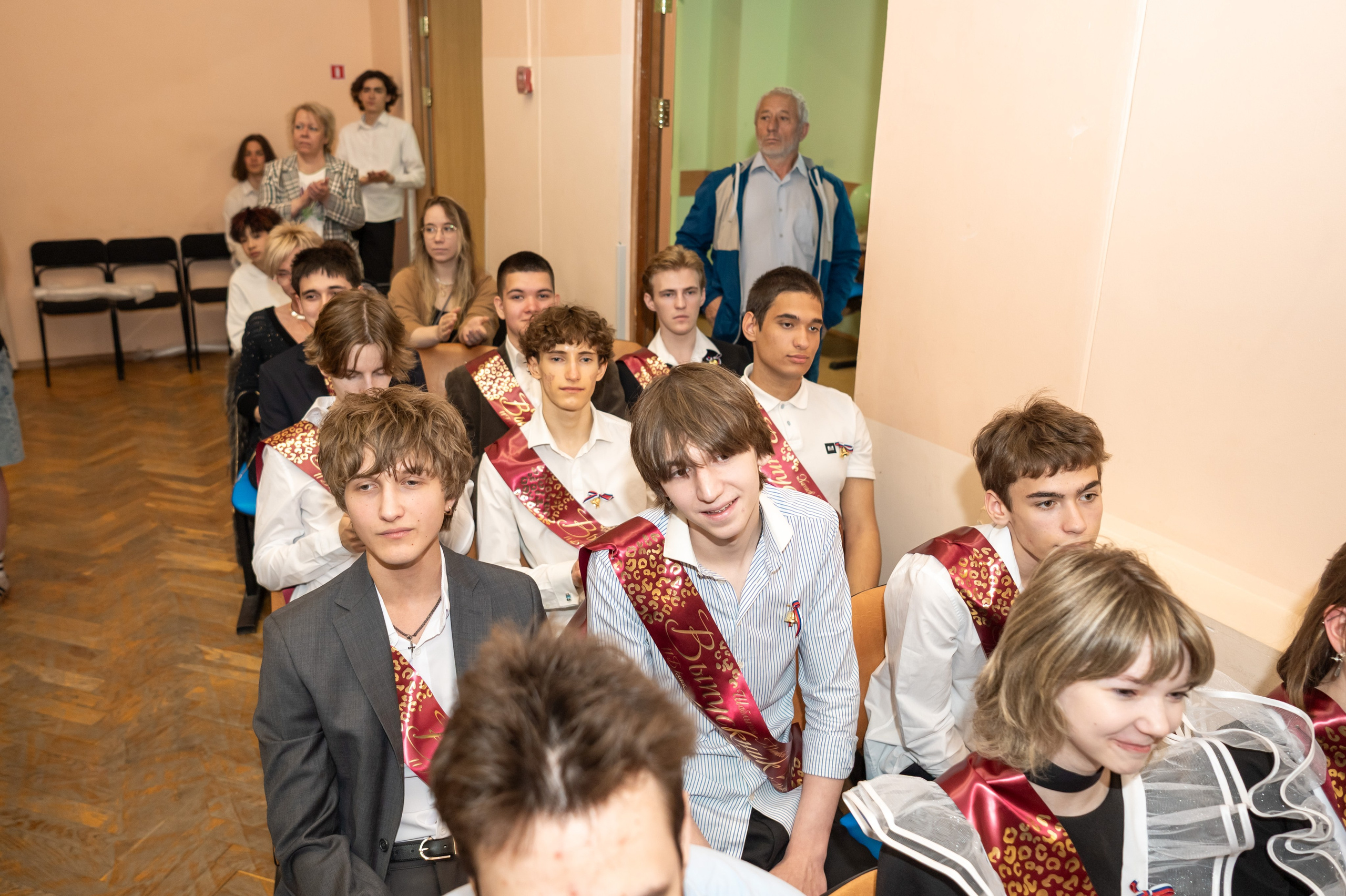 Школа № 760 имени А. П. Маресьева, Выпускной 11 класс. 2026 г. Детский и семейный фотограф г. Москва Оксана Катаджи ☘