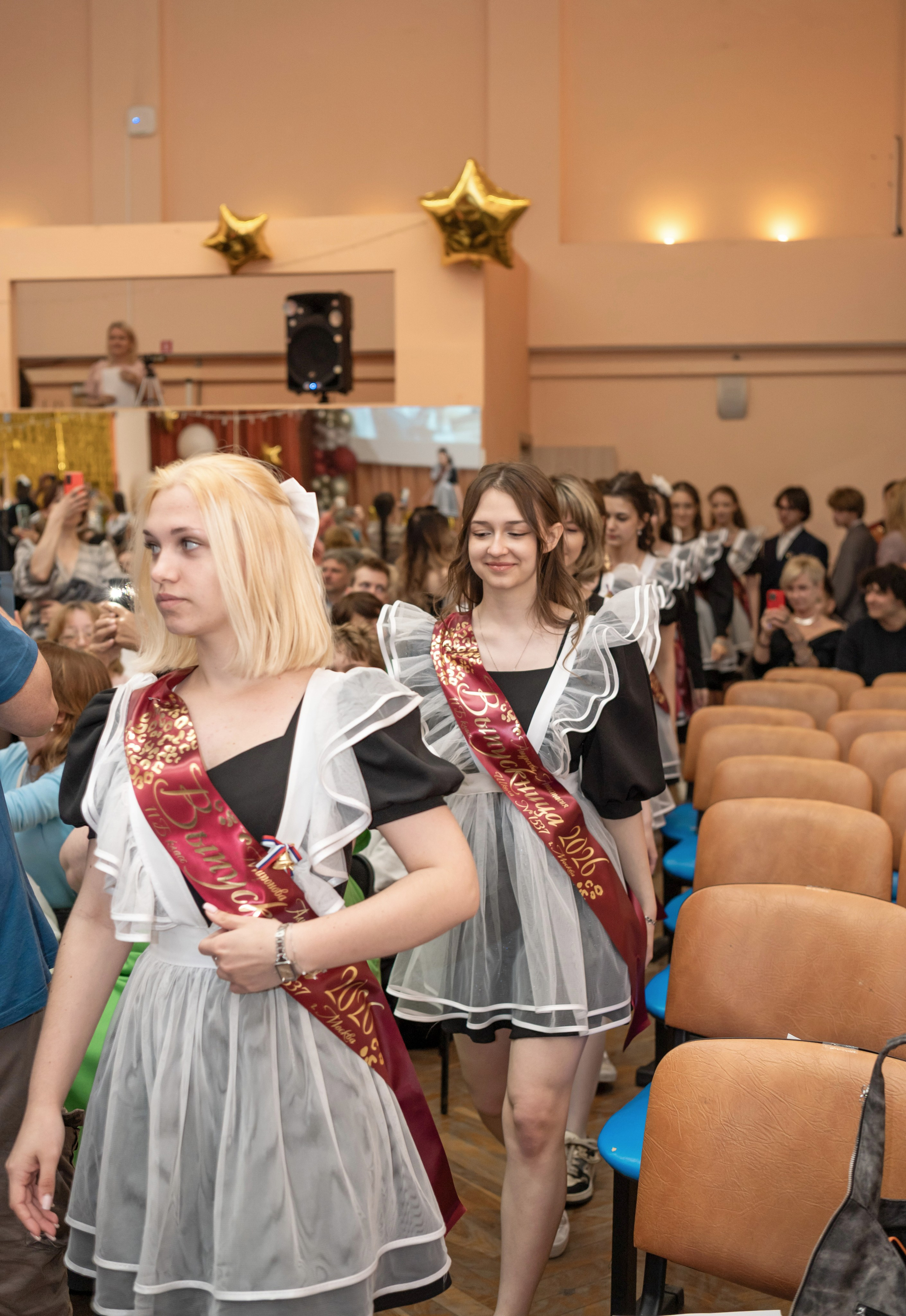 Школа № 760 имени А. П. Маресьева, Выпускной 11 класс. 2026 г. Детский и семейный фотограф г. Москва Оксана Катаджи ☘