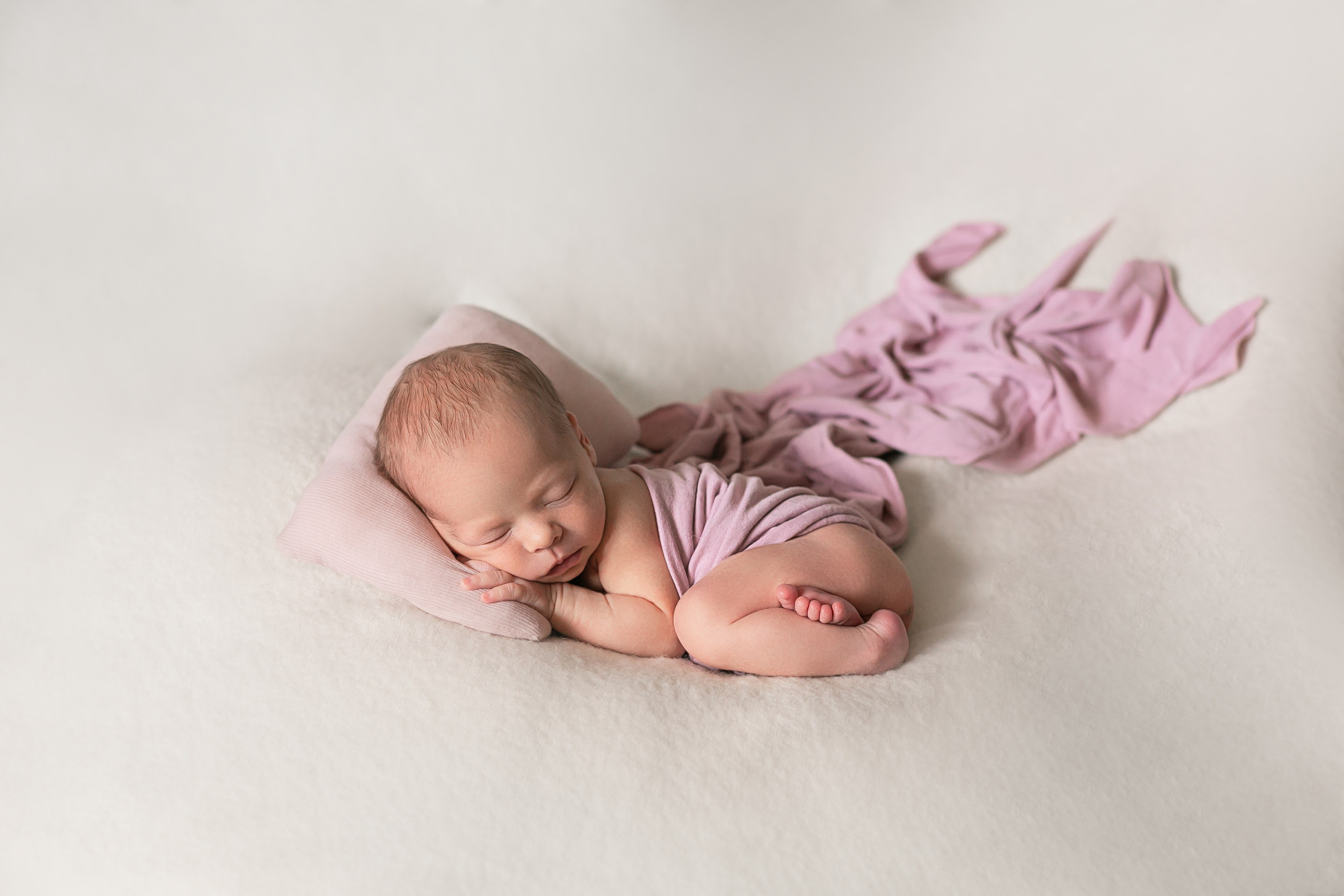 PH @blossombabyru. Retoucher Aleksmokh