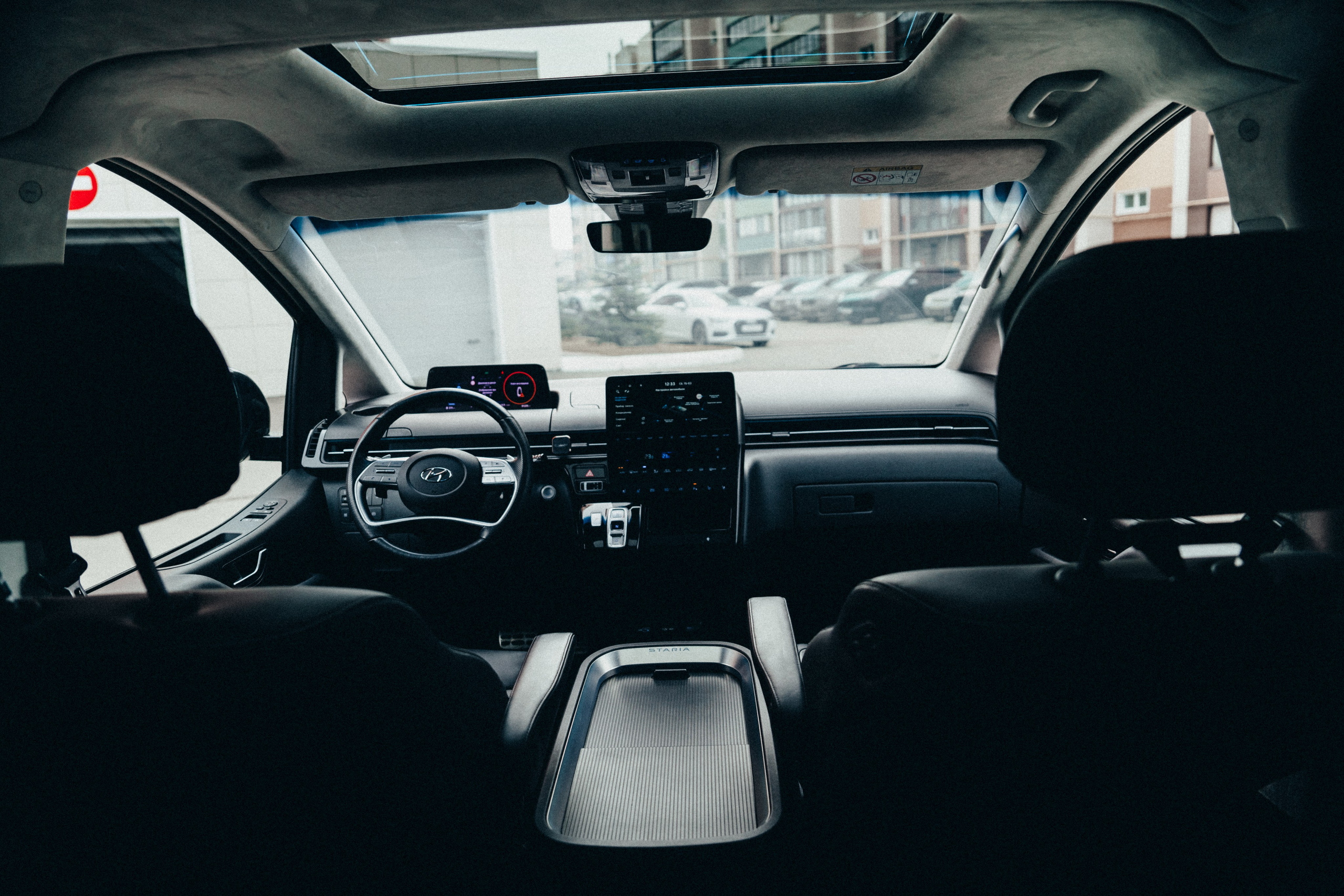 Hyundai Staria. Идеальные портреты для соцсетей — Фотограф Ленар