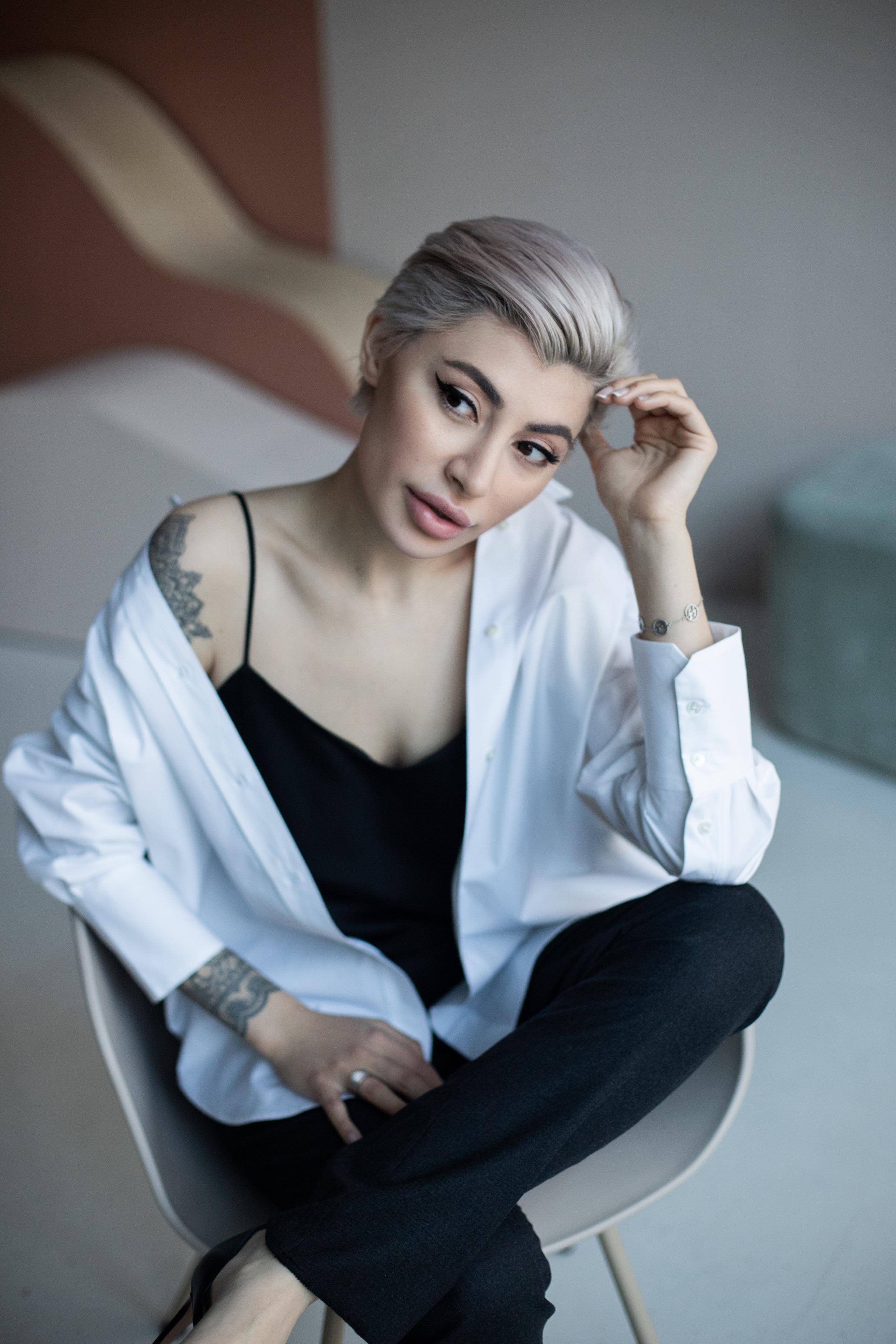 Тата Кальницкая, астролог, автор книги, владелица магазина и кофейни. Бренд-фотограф в Москве Наталья Семенова