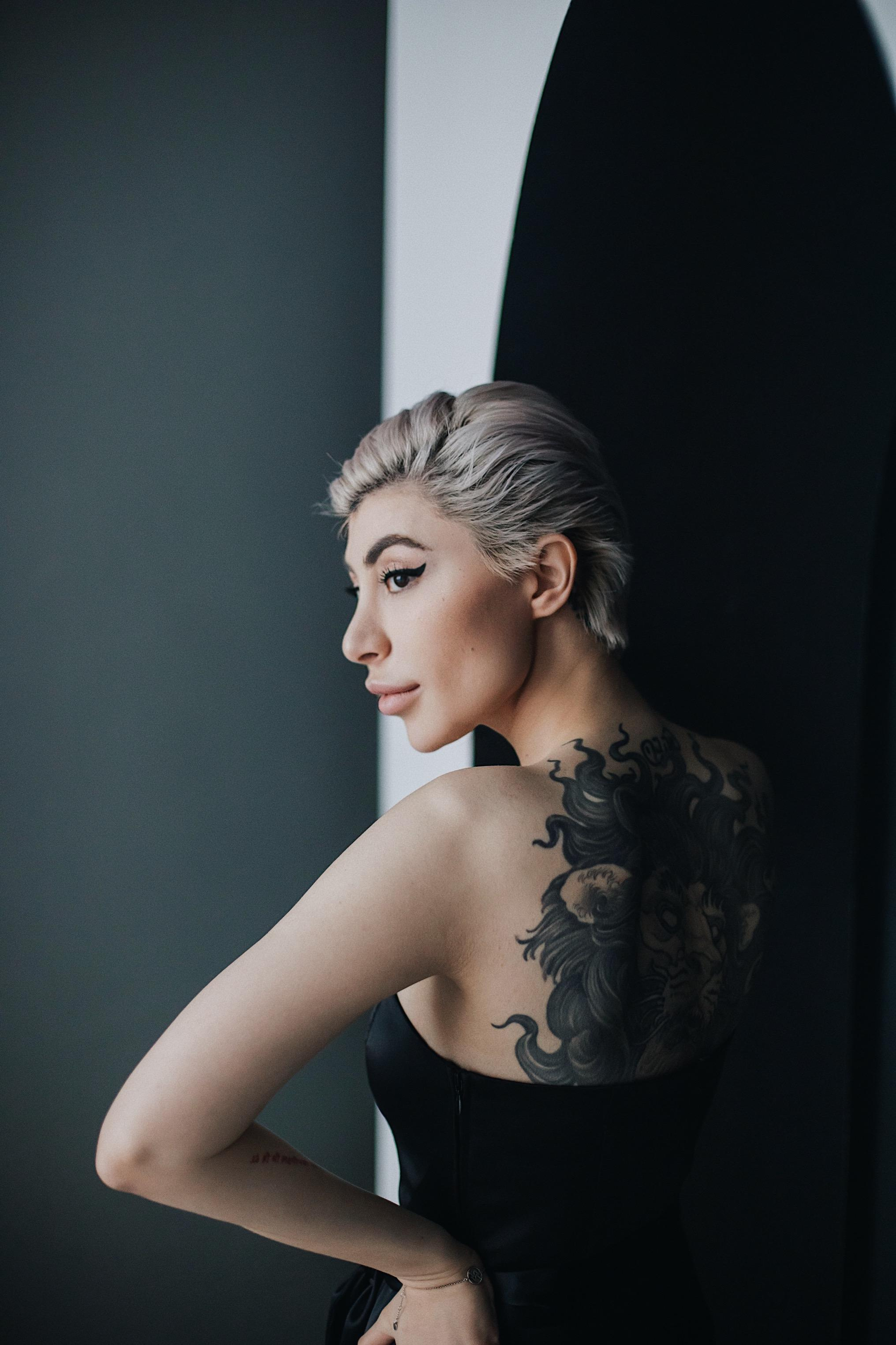 Тата Кальницкая, астролог, автор книги, владелица магазина и кофейни. Бренд-фотограф в Москве Наталья Семенова