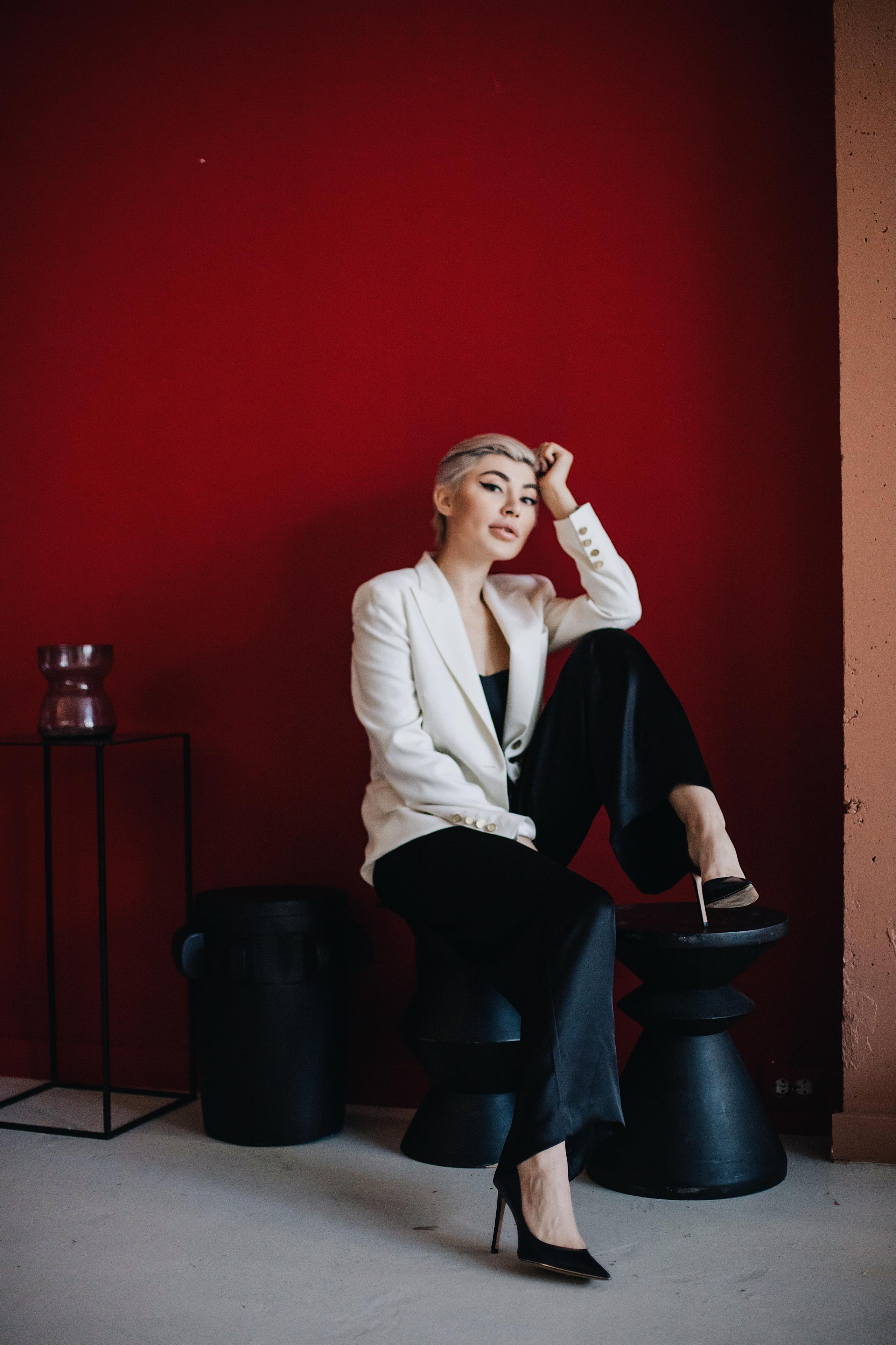 Тата Кальницкая, астролог, автор книги, владелица магазина и кофейни. Бренд-фотограф в Москве Наталья Семенова