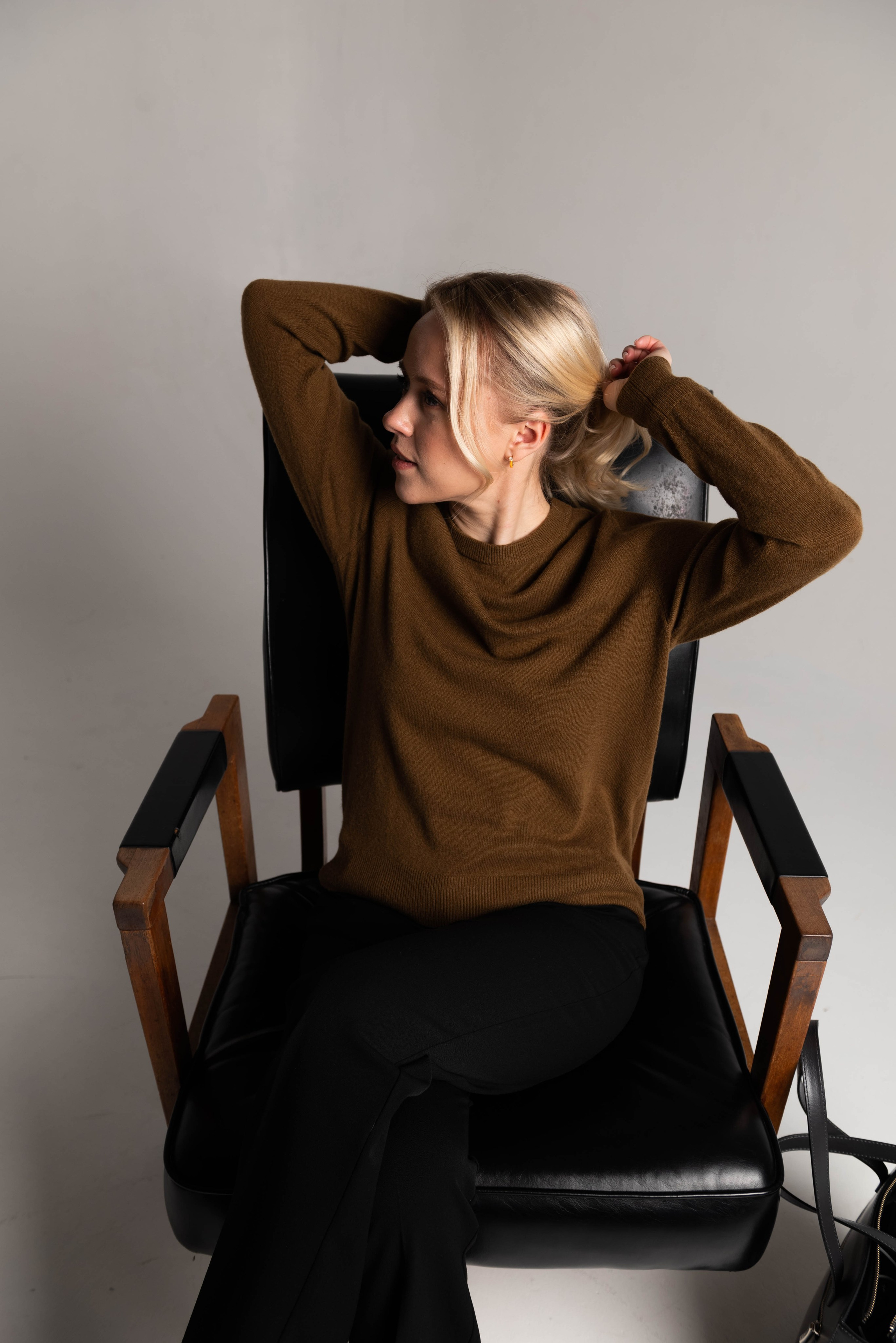 Полина Возиян (съемка для блога юриста @ation.law). Фотограф Москва Настя Профотовна. Репортажные, свадебные и контент фотосессии