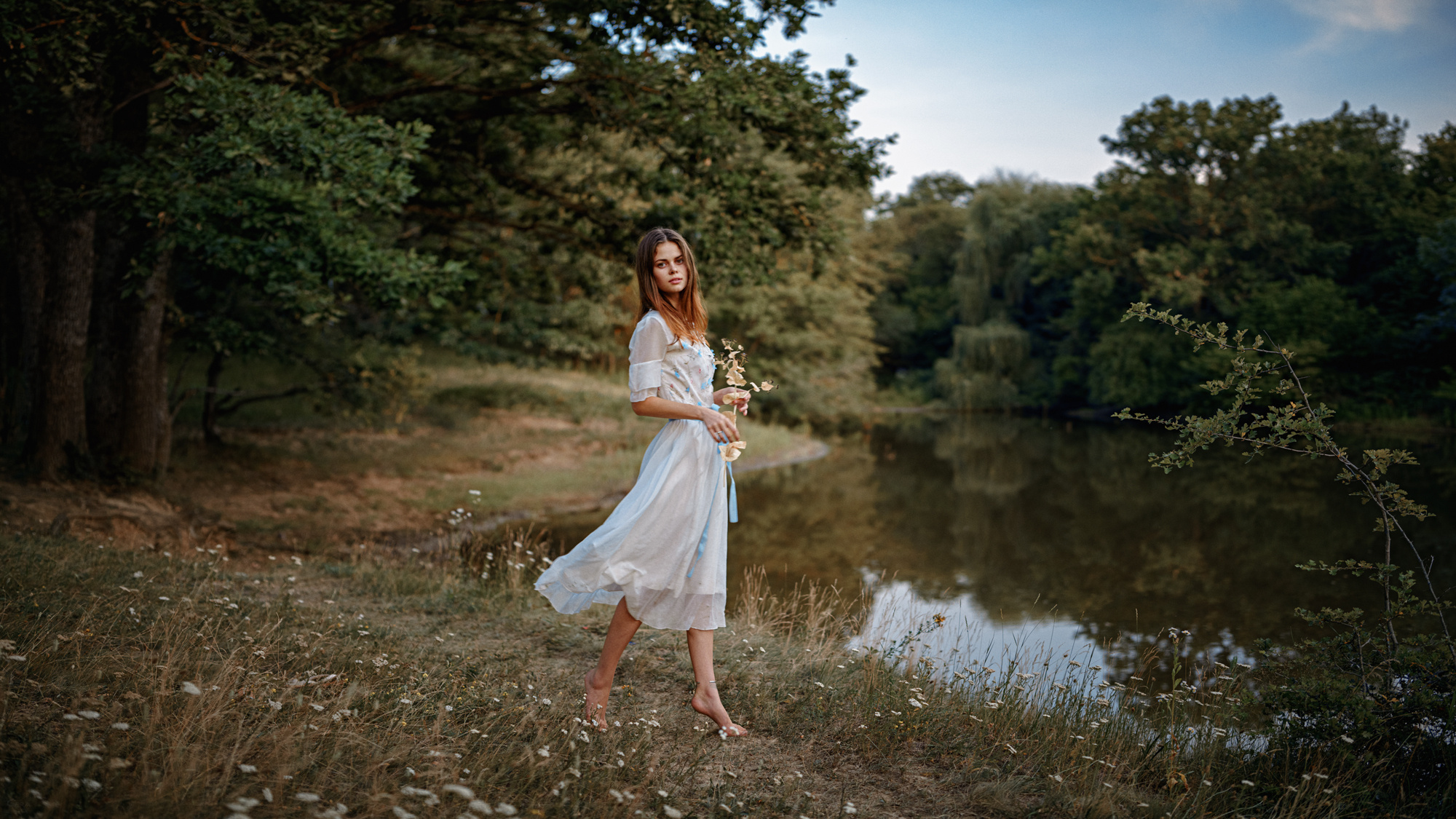 Портреты на улице. Фотограф Георгий Чернядьев