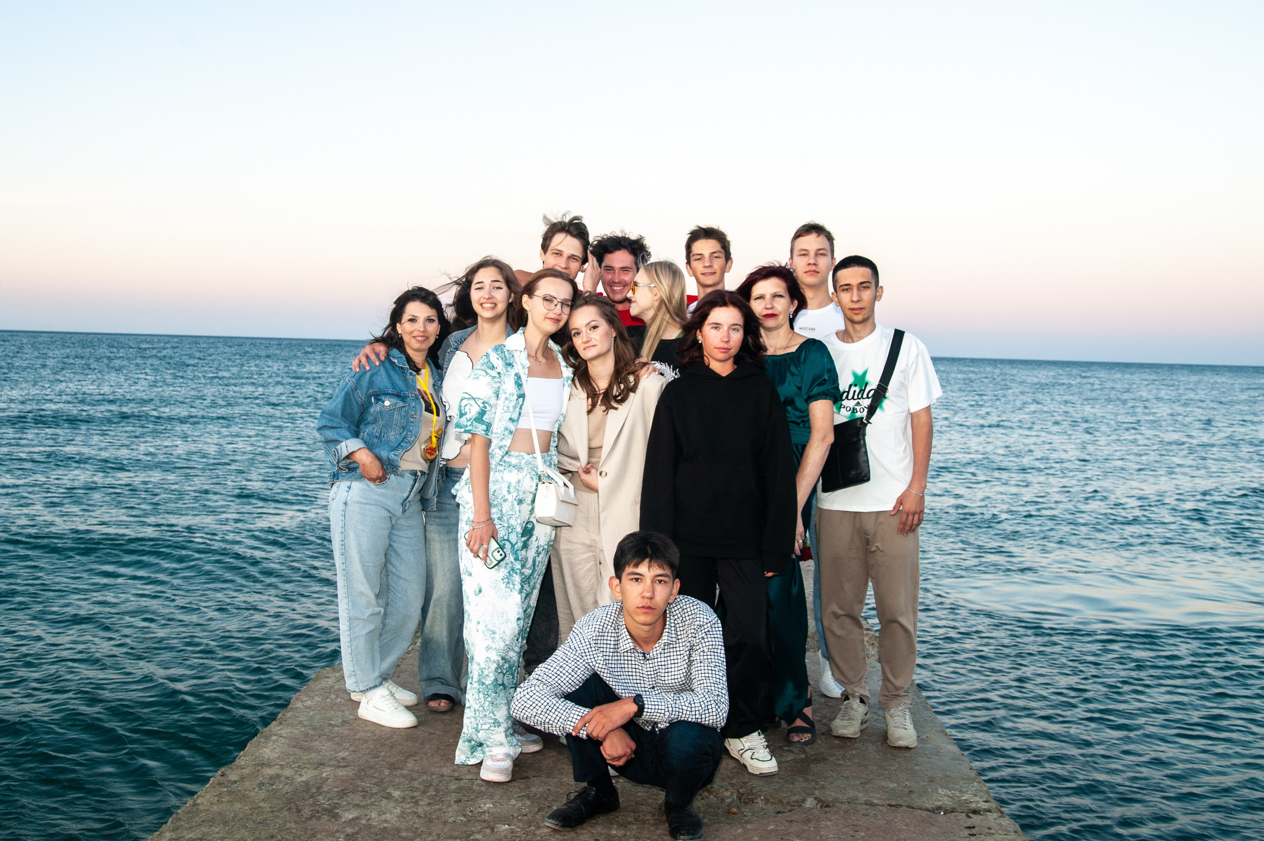 Выпускной МАОУ СОШ № 17 им. Эдуарда Есаяна. Свадебный и семейный фотограф Денис Лукьянов в Краснодаре, Краснодарском крае и Республике Крым