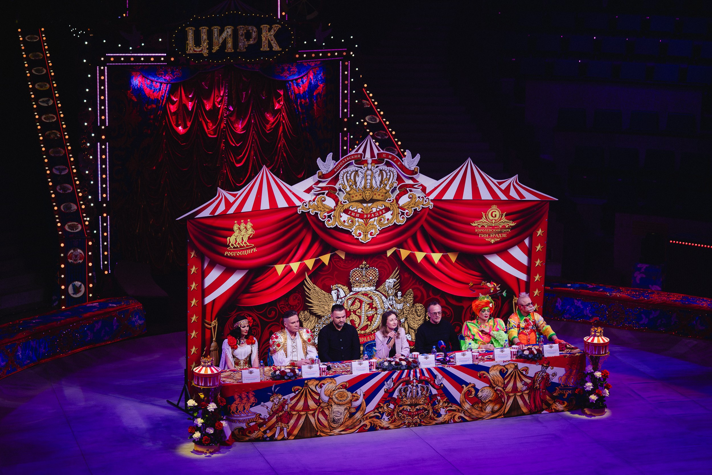 5 Континентов — Пресс-показ в Новосибирском Цирке. Воробьева Ксения — Спортивный и танцевальный фотограф Новосибирск