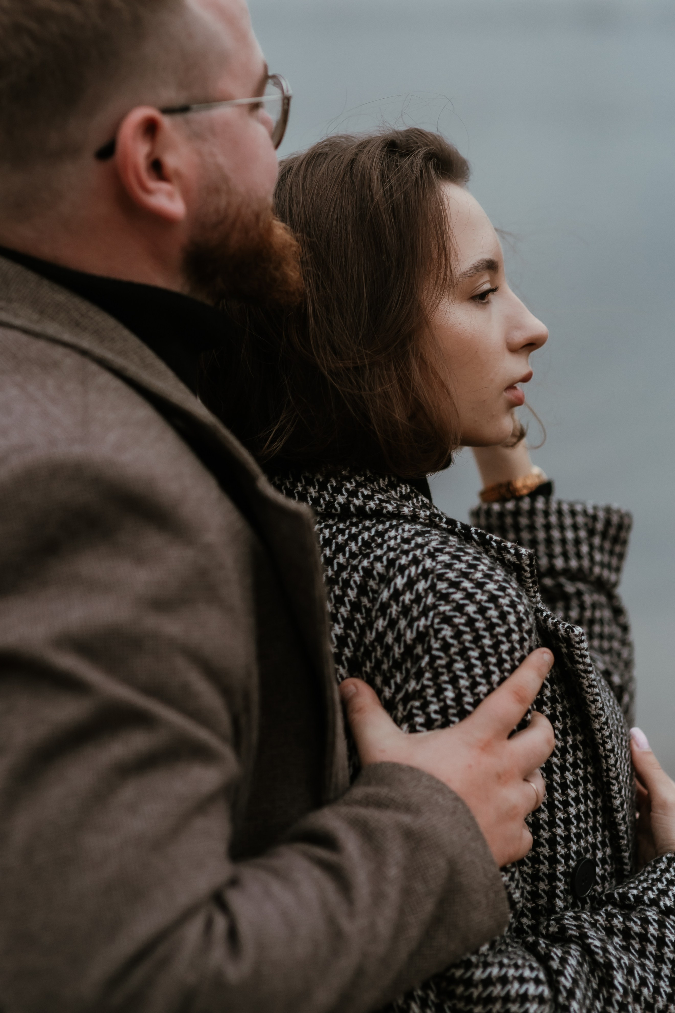 Фотосессия влюбленных осенью в городе. Свадебный и репортажный фотограф в Ярославле и Санкт-Петербурге Роман Микрюков