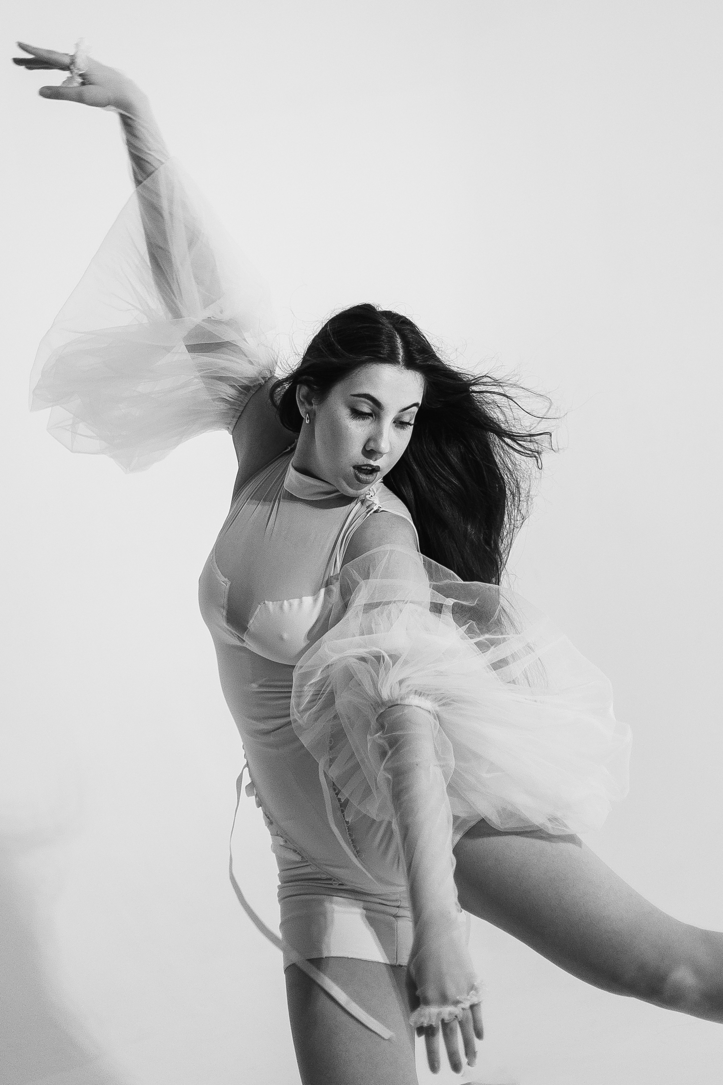 Магия танца: Солнце и Вода. Арт-фотограф Крис Л. в Тобольске: портрет, семейные, свадьбы