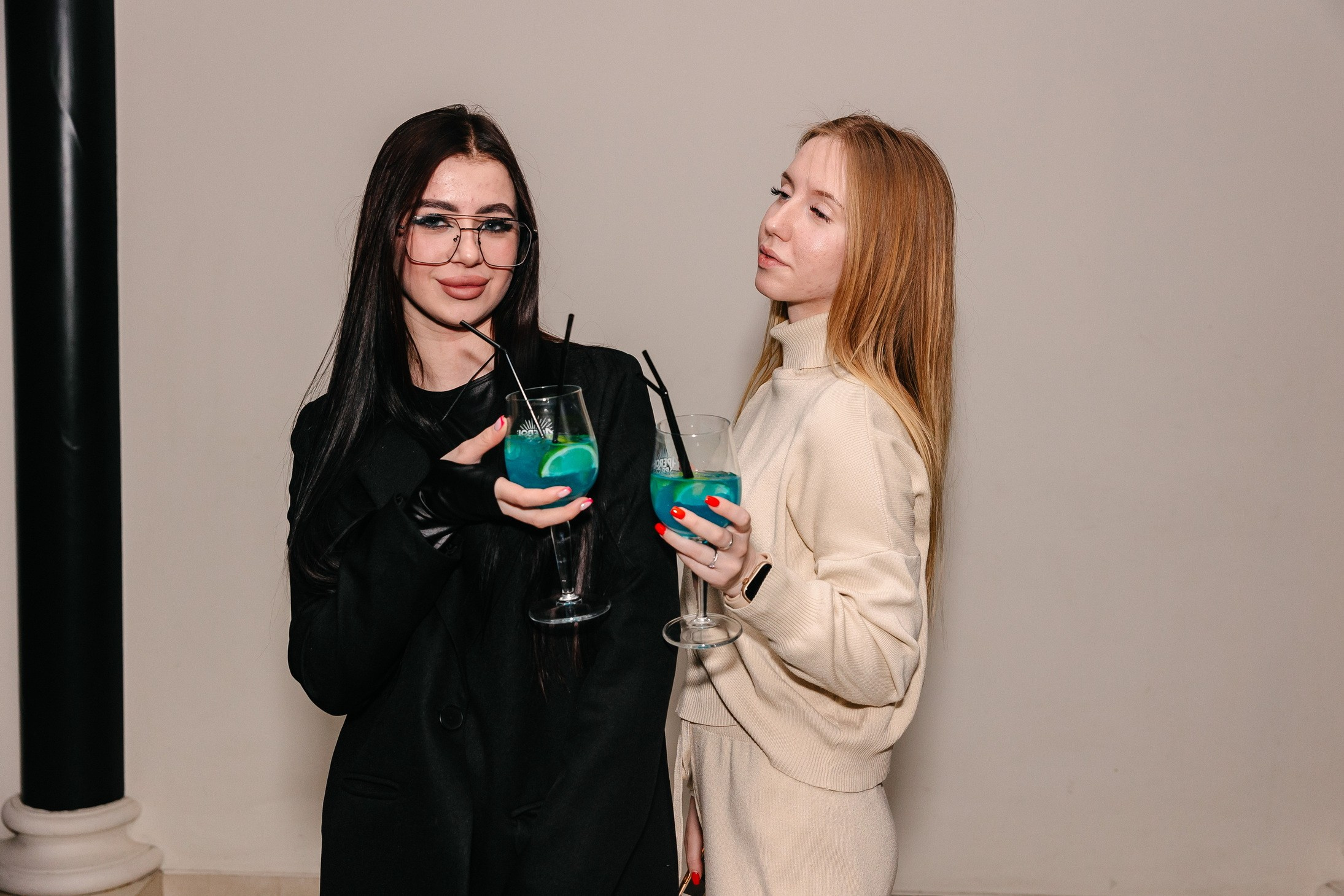 8 марта в лаунж-баре Major 2024. Свадебный, семейный и детский фотограф в Калининграде Елена Кравцова