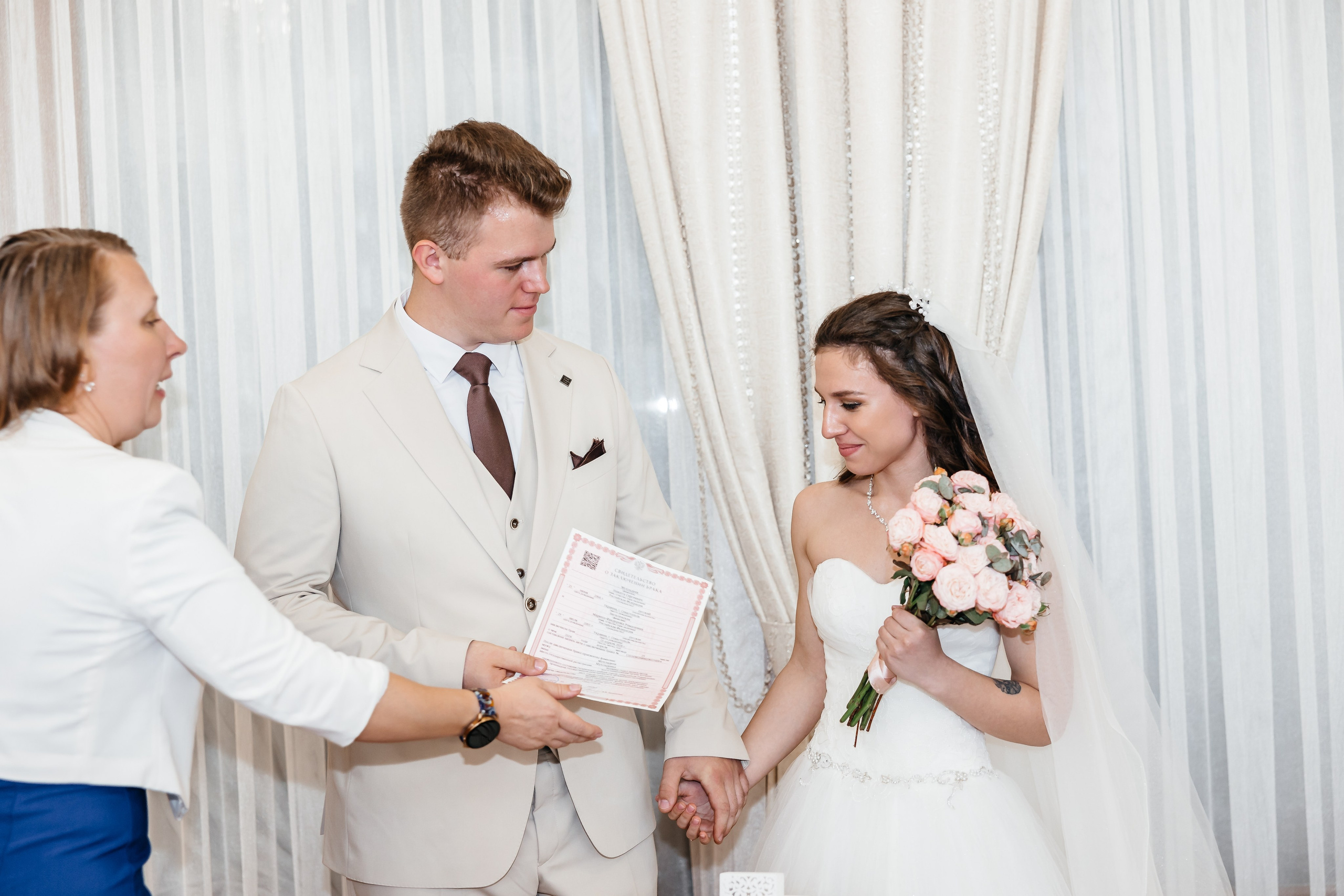 Сакура в Японском саду. Анонс свадьбы для Никиты и Марины. Свадебный фотограф в Крыму и Севастополе Ольга Баскакова