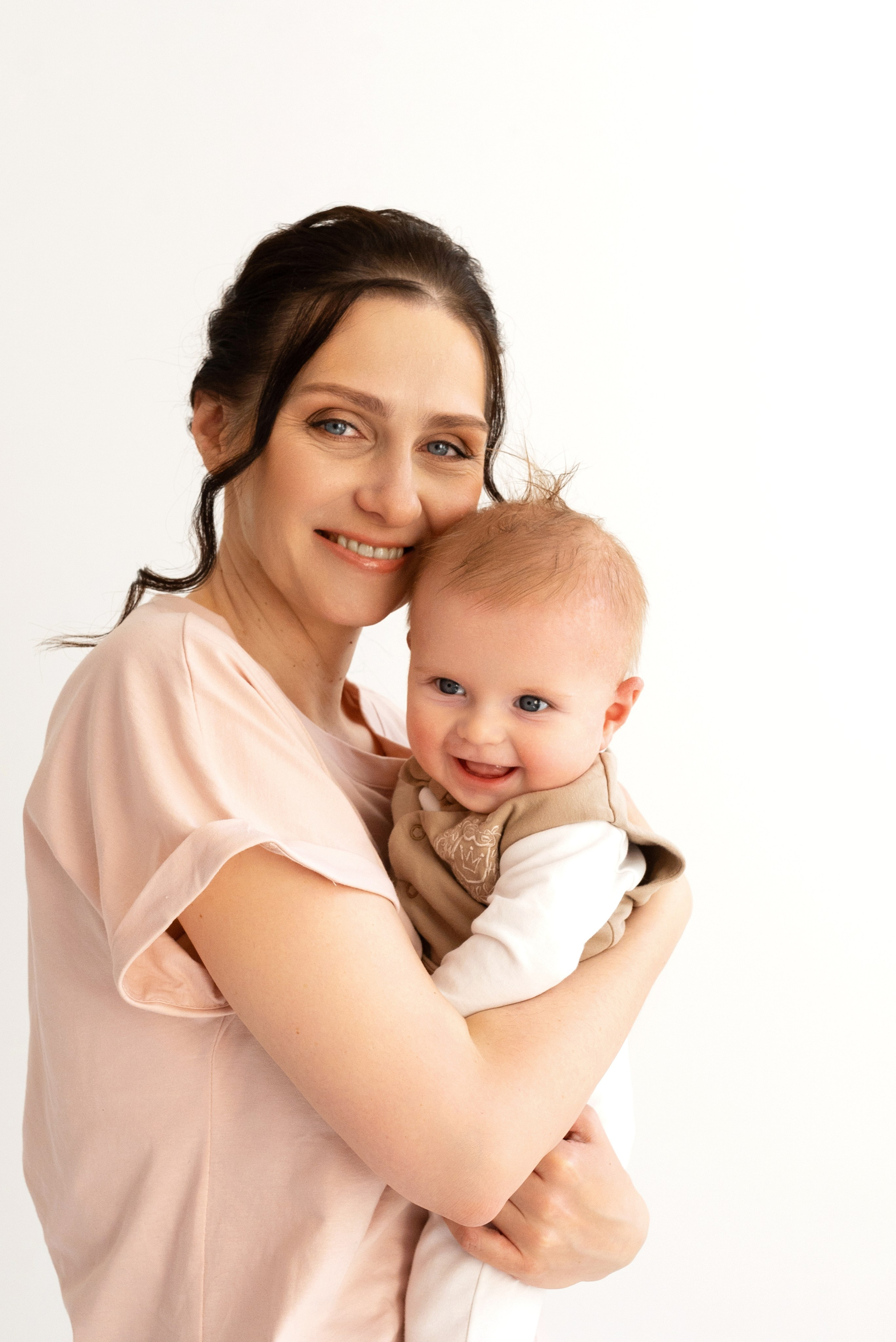 Эллай (6 месяцев)