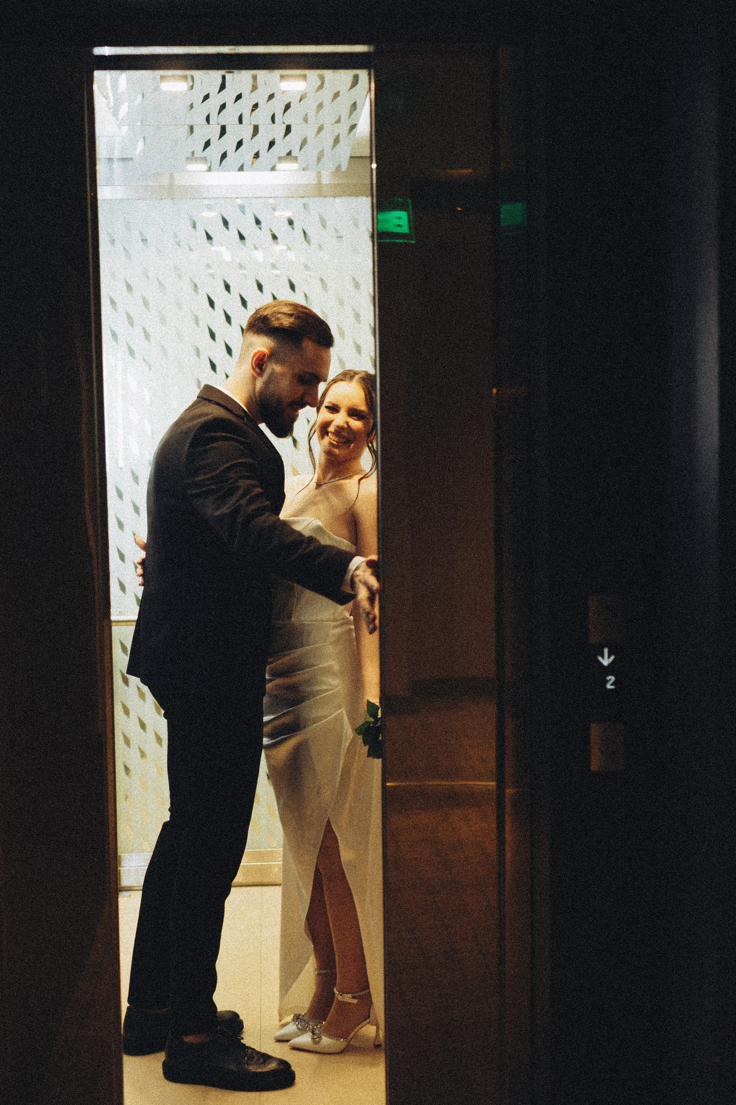 СВАДЕБНАЯ СЬЕМКА СБОРОВ ЖЕНИХА И НЕВЕСТЫ В ОТЕЛЕ И ТАКЖЕ ФОТОСЕССИИЯ В ОТЕЛЕЕ МЕГАПОЛИС БРЯНСК. Профессиональный фотограф, Санкт-Петербург — Виктория Богомолова