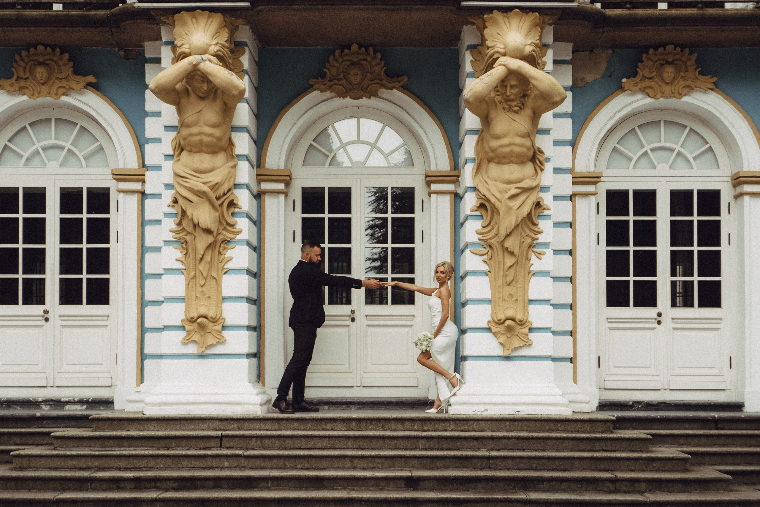 СВАДЕБНАЯ ИСТОРИЯ В ГОРОДЕ ПУШКИН ВОЗЛЕ ЕКАТЕРИНИНСКОГО ДВОРЦА И В ПАРКЕ. Профессиональный фотограф, Санкт-Петербург — Виктория Богомолова