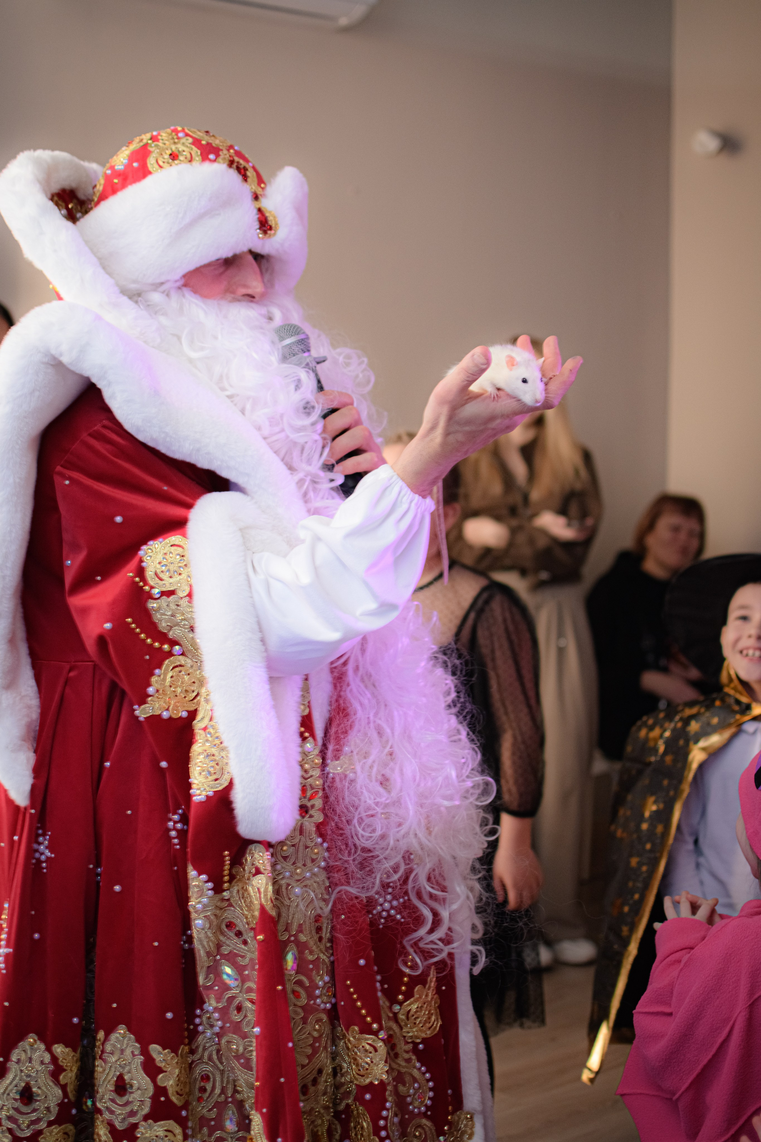 HAPPY NEW YEAR. Photokarish