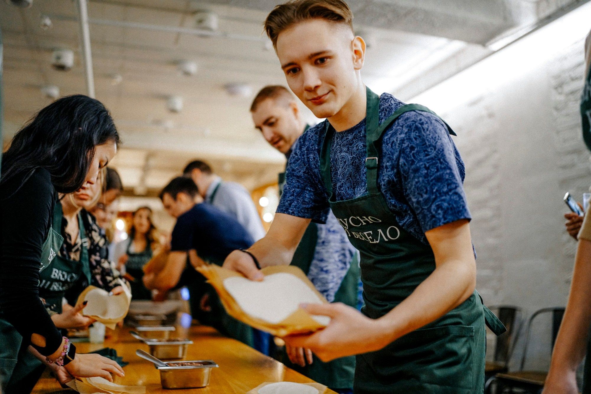 Практик | Грузинская вечеринка. #фотокаквкино | Фотографирую людей