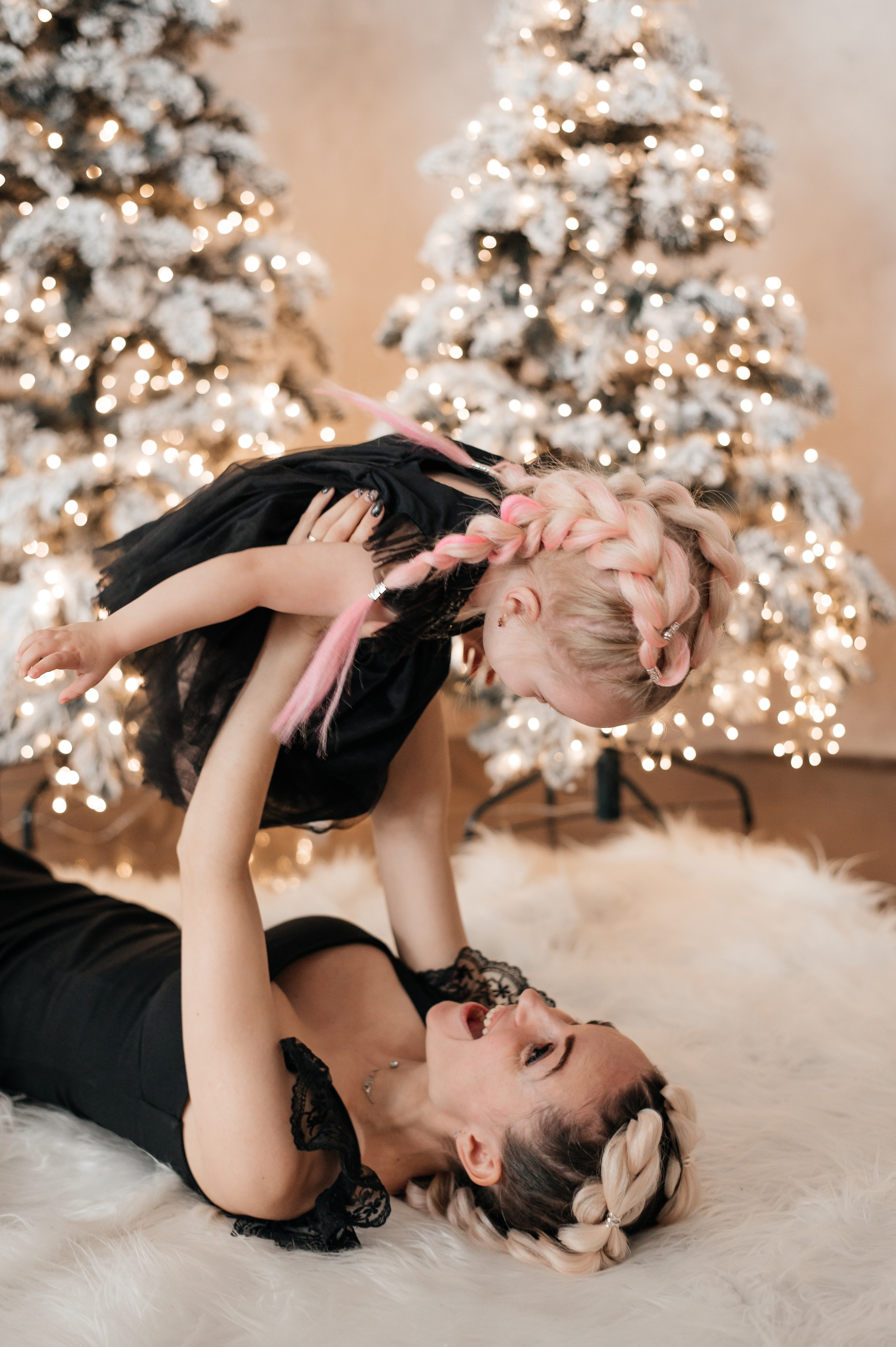 Смотреть в одну сторону. Свадебный и семейный фотограф в Красноярске Виктория Тимонина