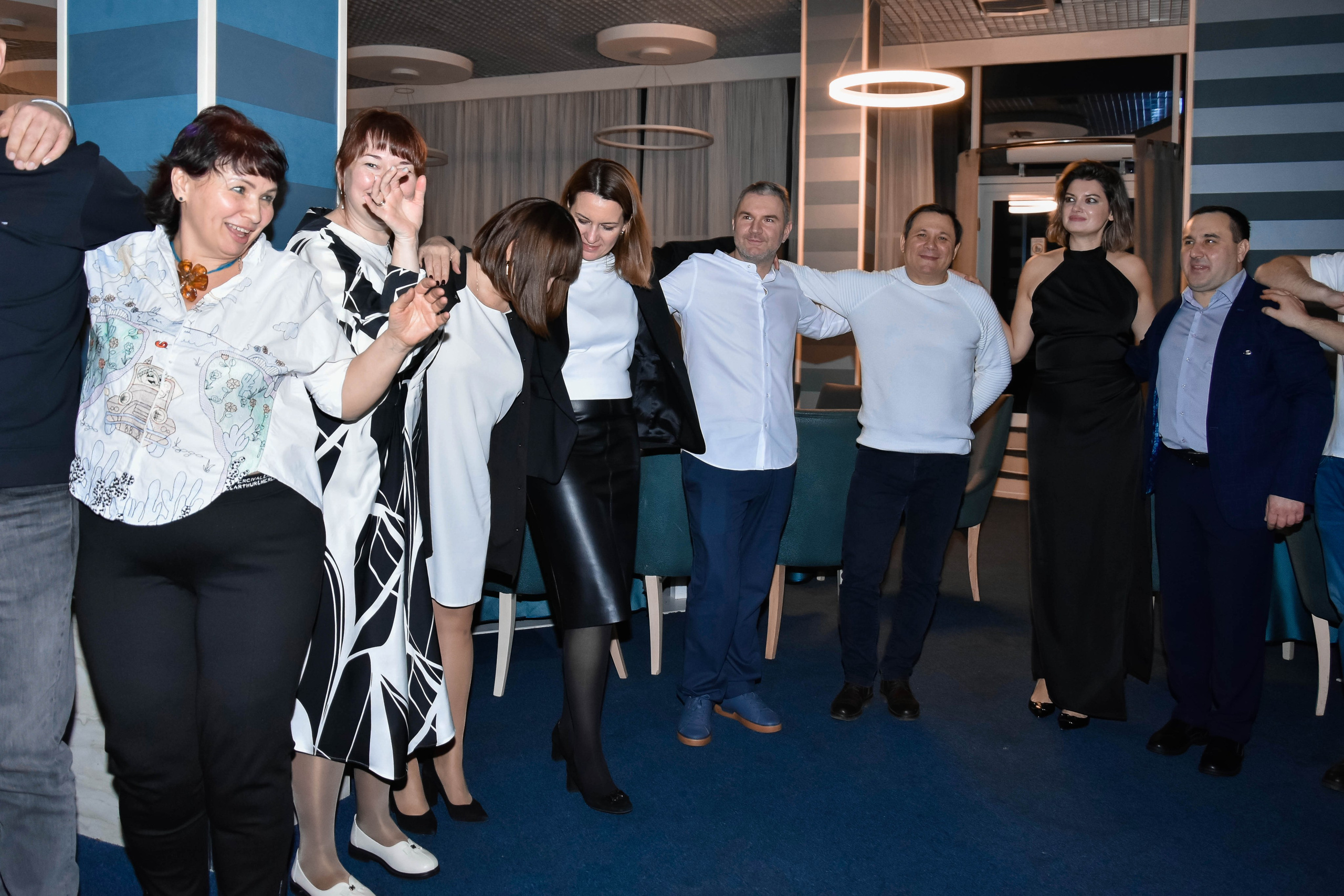 Корпоратив. Женский фотограф в Людиново и Киров