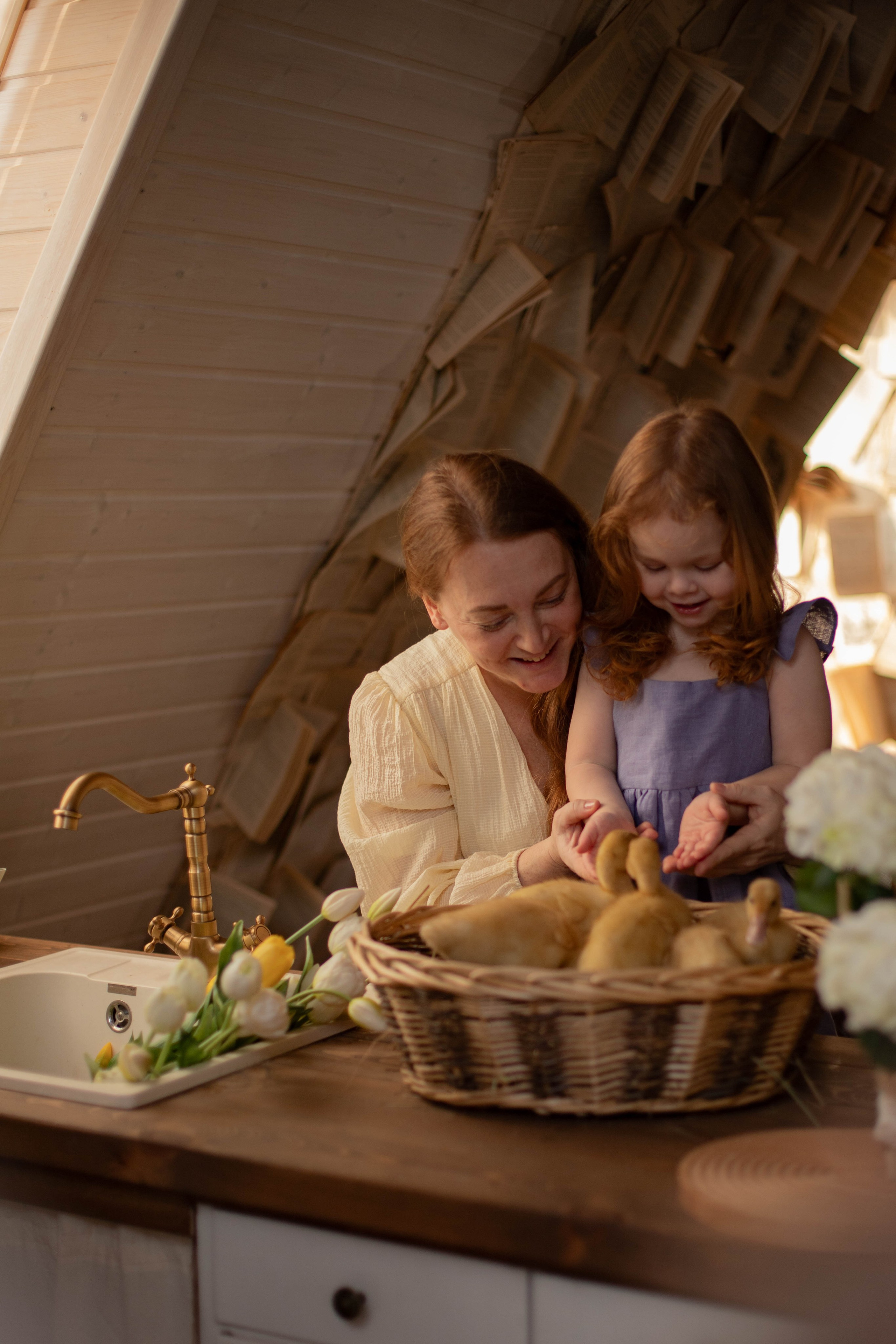 Малышка Лия и утята. Семейный фотограф Москва Ирина Малышева