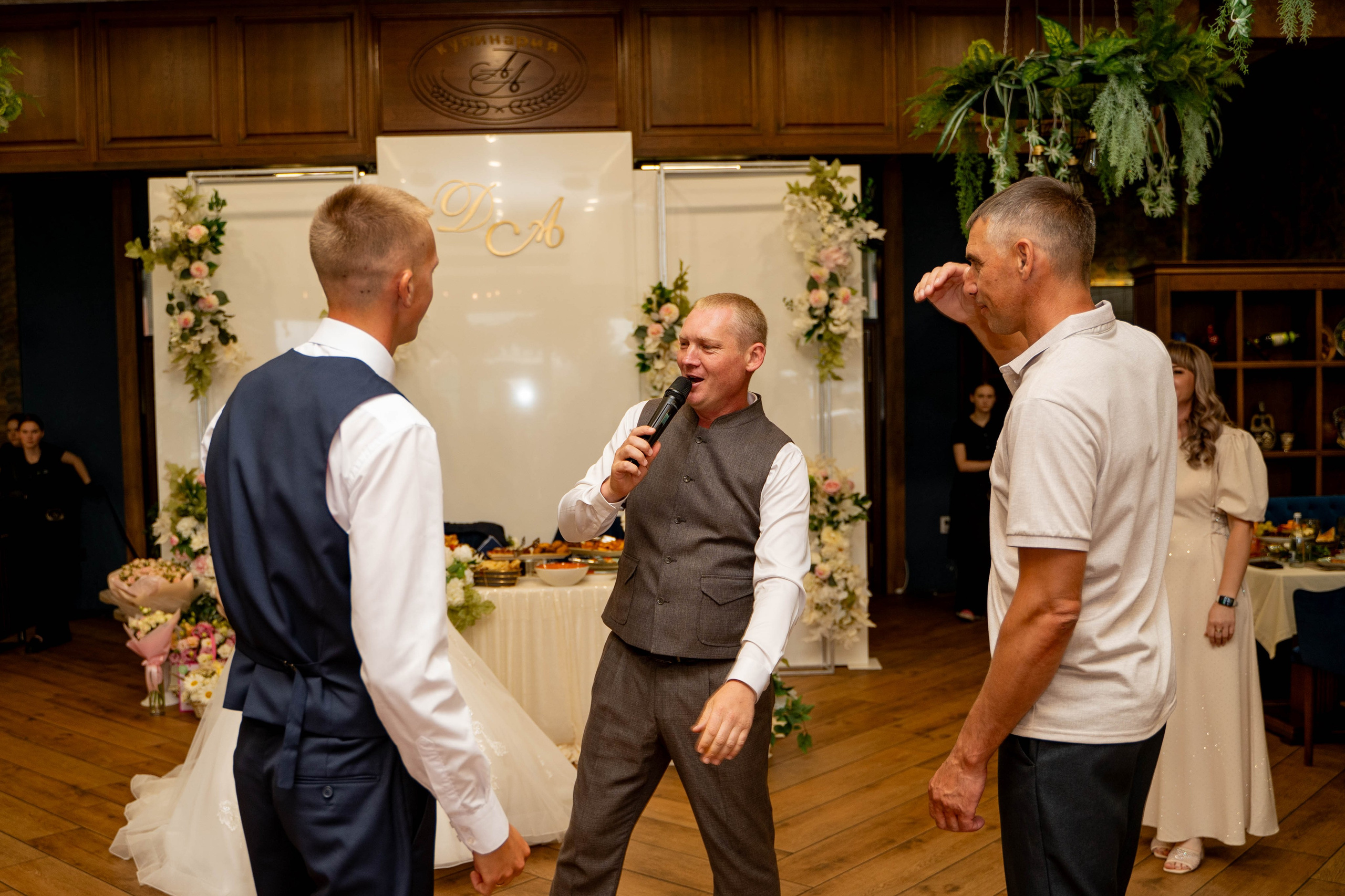 Данил и Анастасия. Видеосьемка, фотосьемка свадеб, юбилеев, утренников в Краснодарском кр