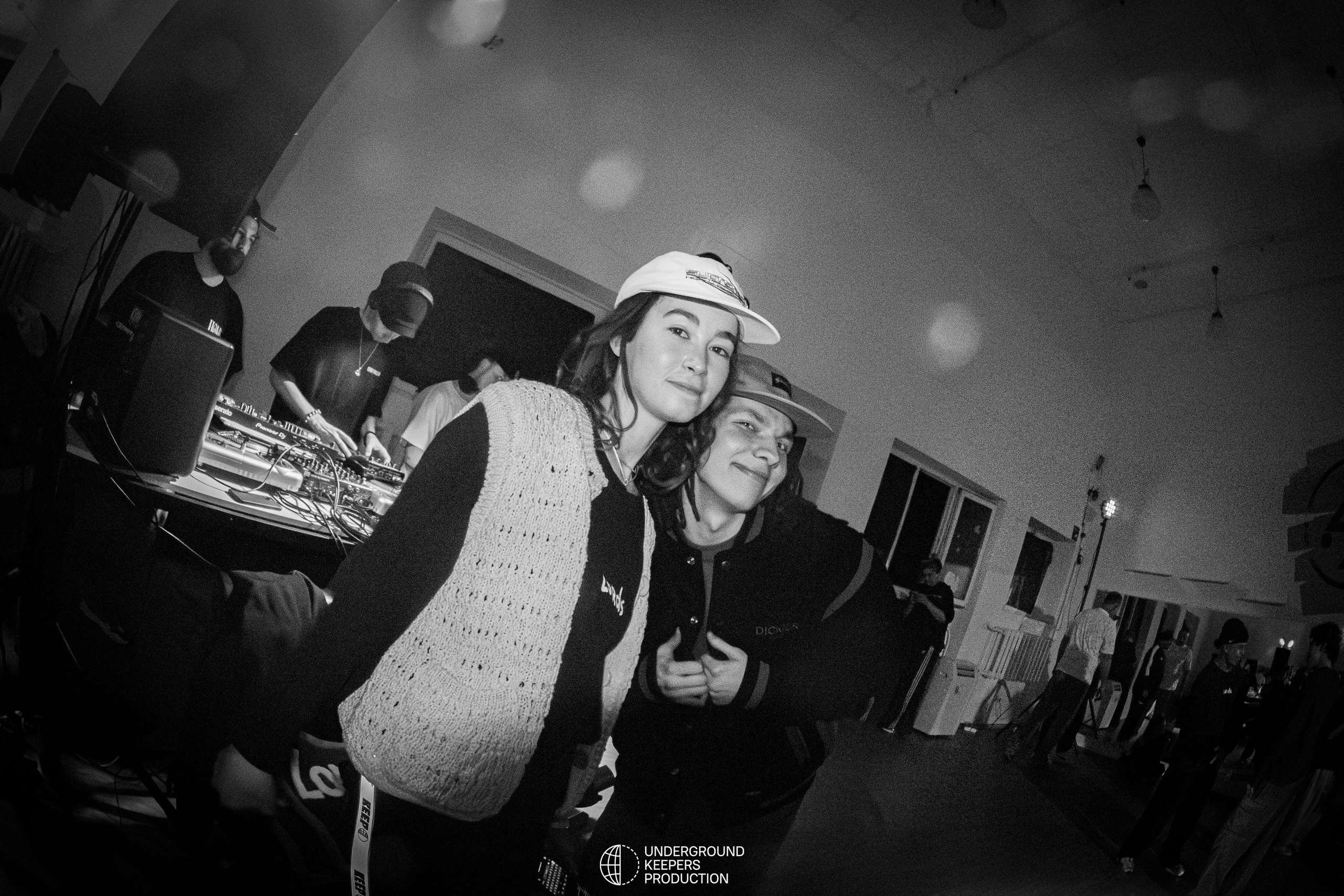 LORDS JAM 18/10 (@youlovebu). Соня бу тебя сфоткала