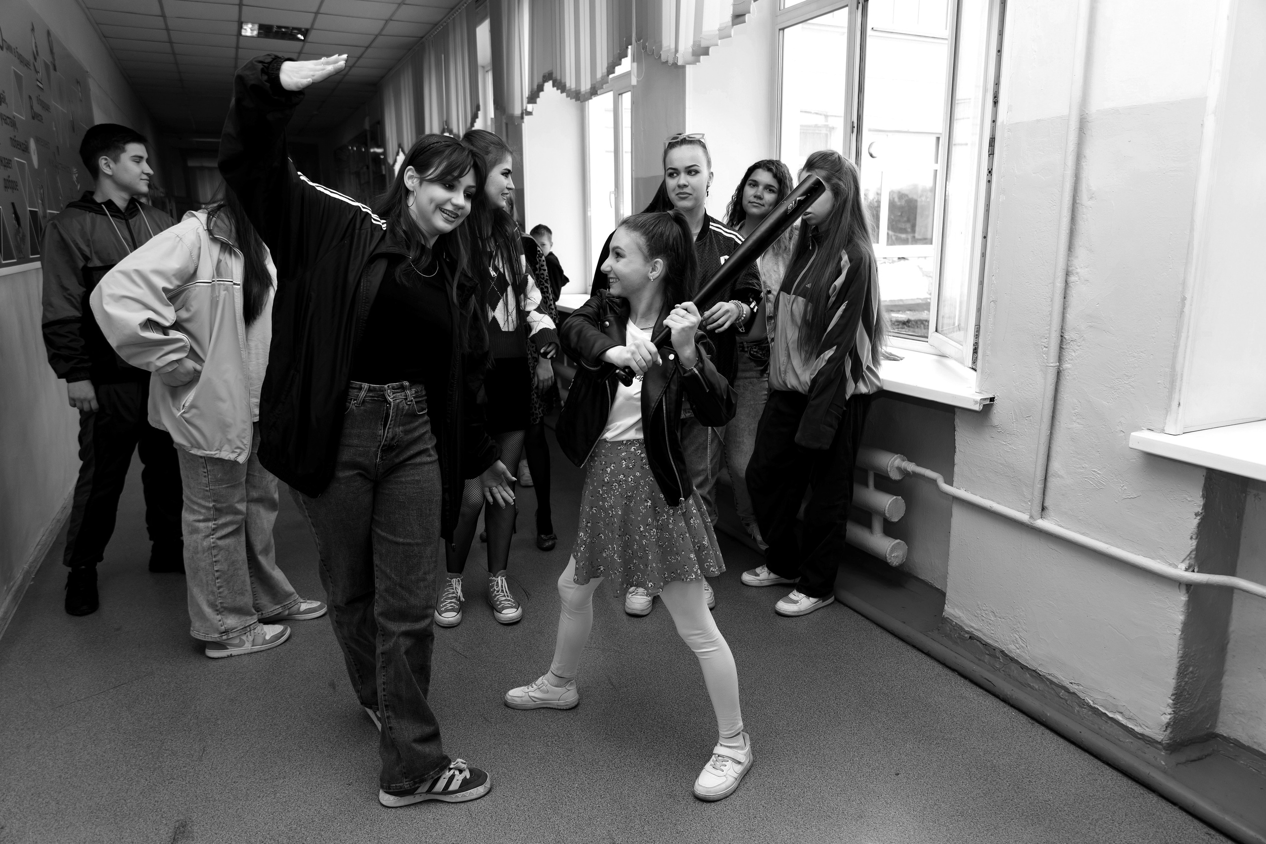 11 класс день не послушания в школе. Фотограф Любовь Корниенко, Примоский край