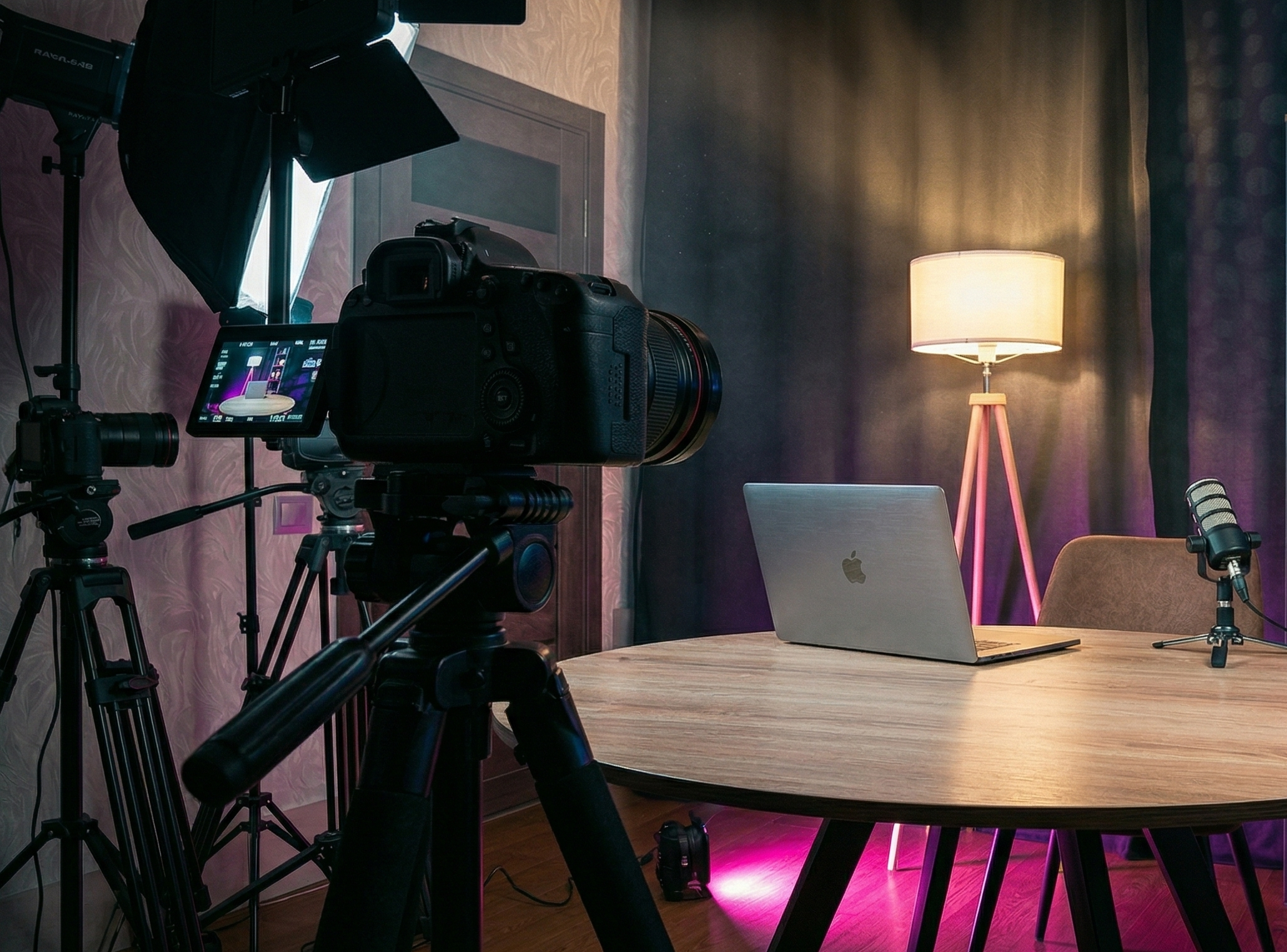 Аренда стдии. Фото и видеосъёмка в Ярославле | Грибов Медиа контент студия  — от 2500 ₽/час