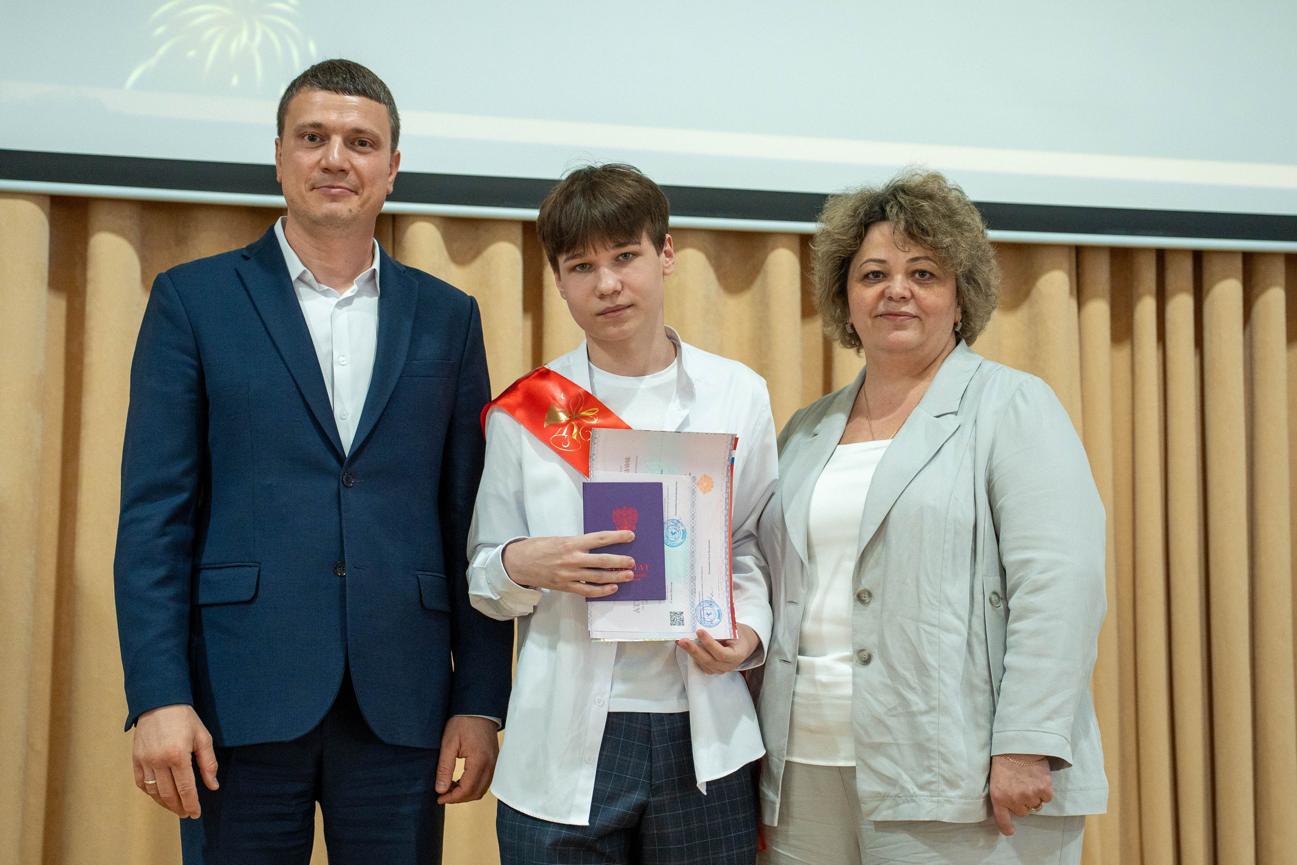 Выпускной 26.06.2026. Коммерческий и художественный фотограф и видеограф в Москве Арсений Тургенев