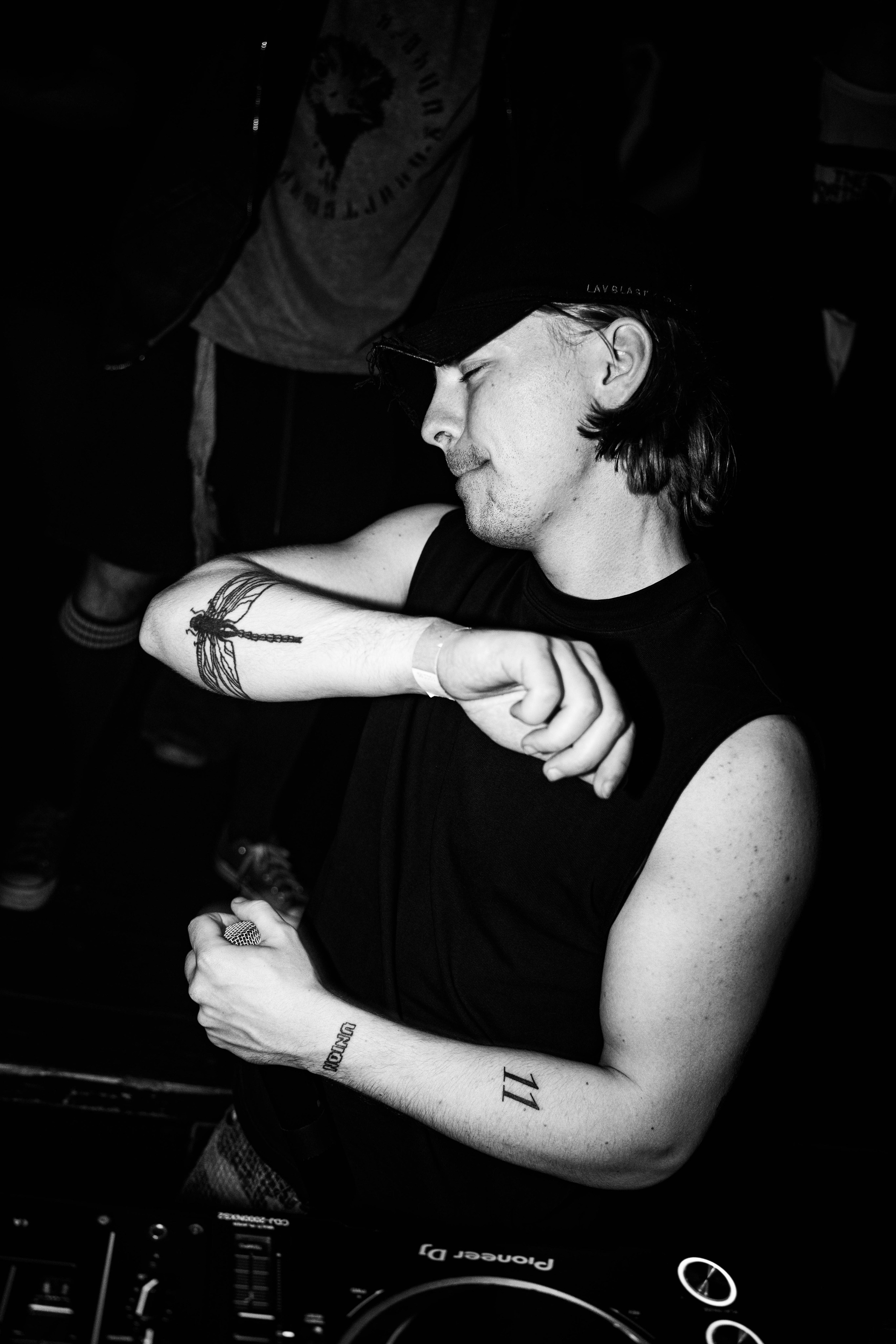 ПАНКУША & FRIENDS 24.07.2026. Коммерческий и художественный фотограф и видеограф в Москве Арсений Тургенев