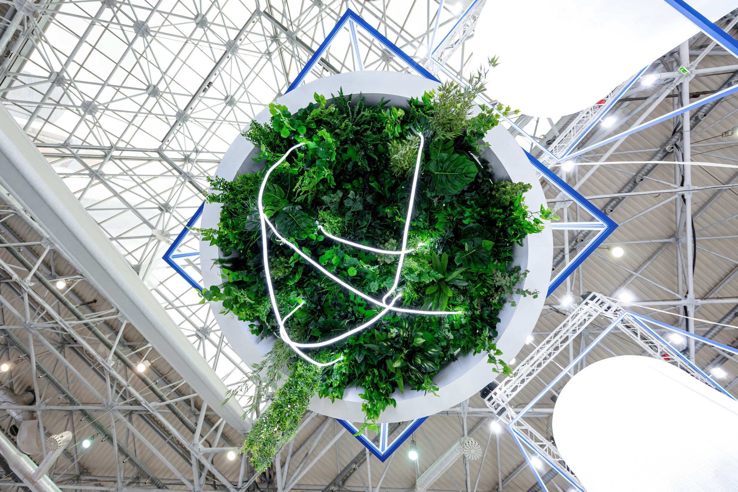 Выставочная фотосъемка компании «Росатом» mims automobility moscow 2025. Репортажный фотограф Семён Борисов | Москва