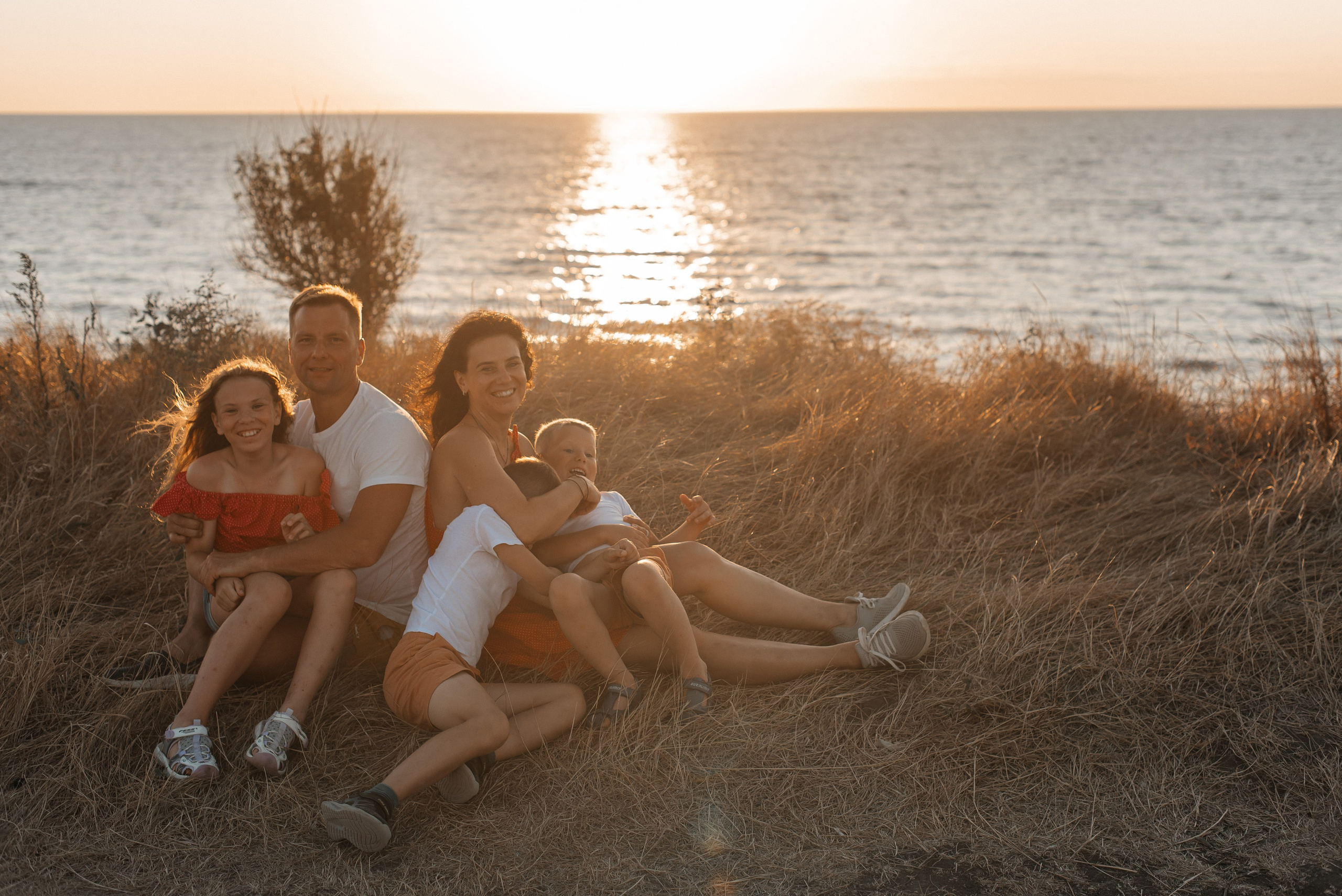 Отпуск на теплом море и маяк. Детский и семейный фотограф выпускной альбом Приморско-Ахтарск