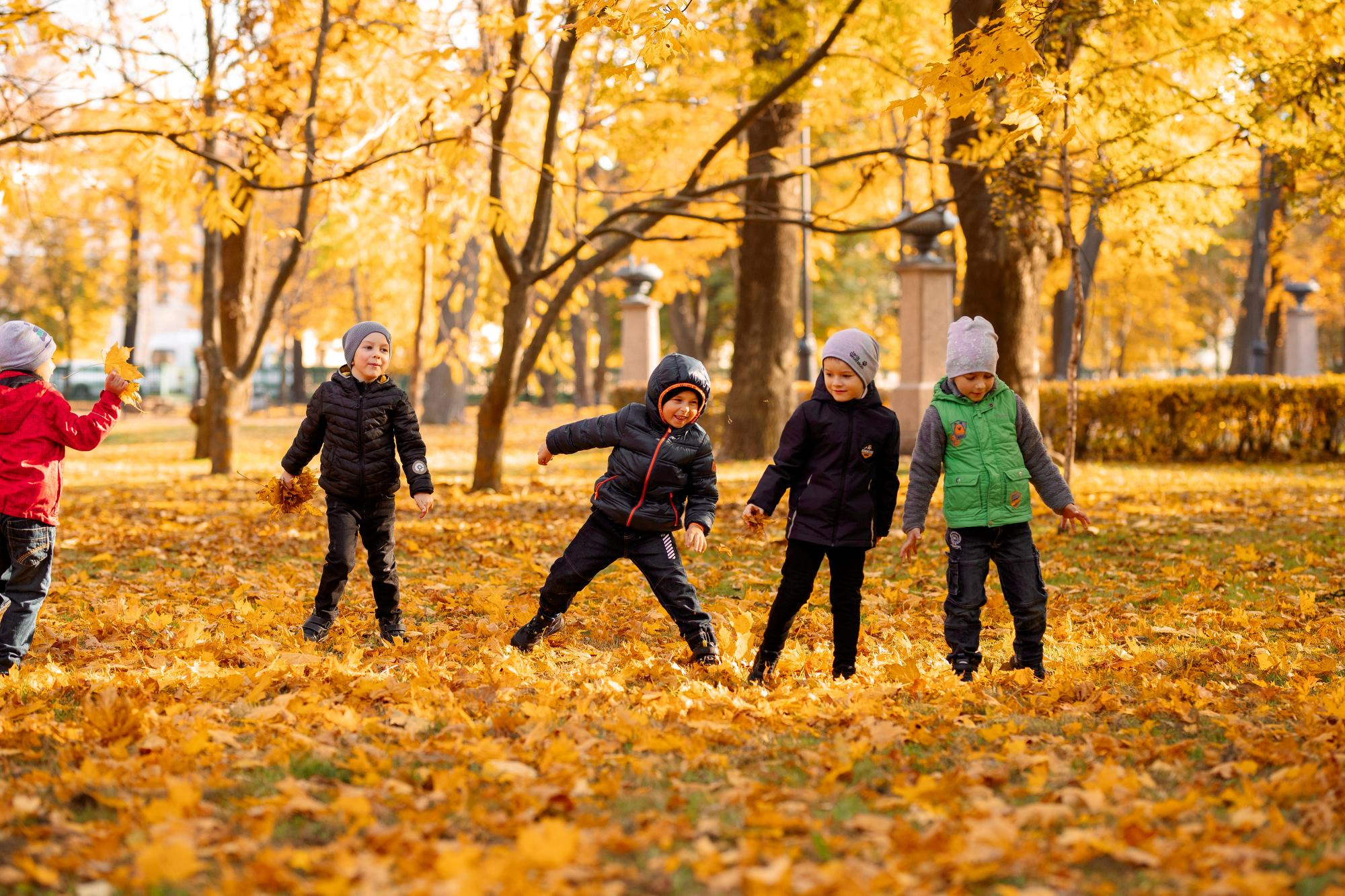 Детский сад. Осень. Для альбома. Фотограф в Кронштадте и Санкт-Петербурге Анастасия Коваленко
