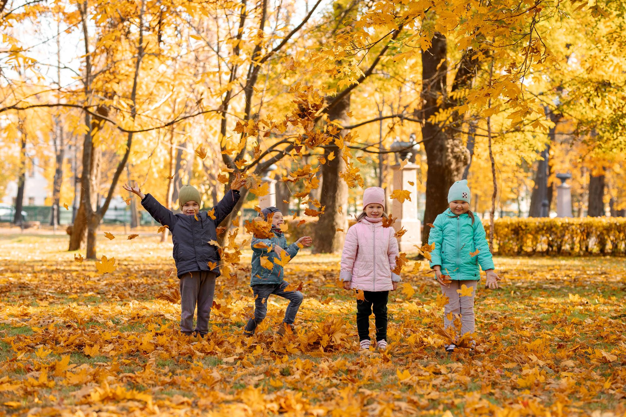 Детский сад. Осень. Для альбома. Фотограф в Кронштадте и Санкт-Петербурге Анастасия Коваленко