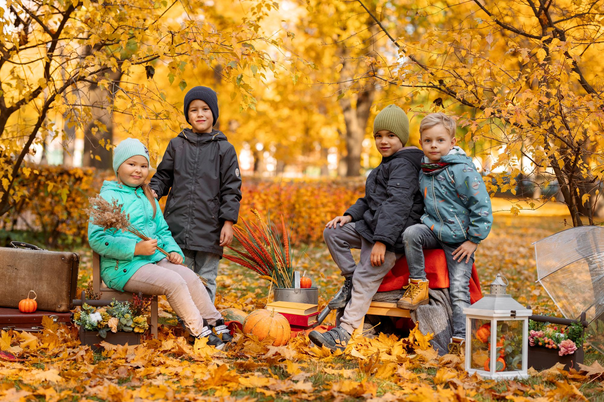 Детский сад. Осень. Для альбома. Фотограф в Кронштадте и Санкт-Петербурге Анастасия Коваленко